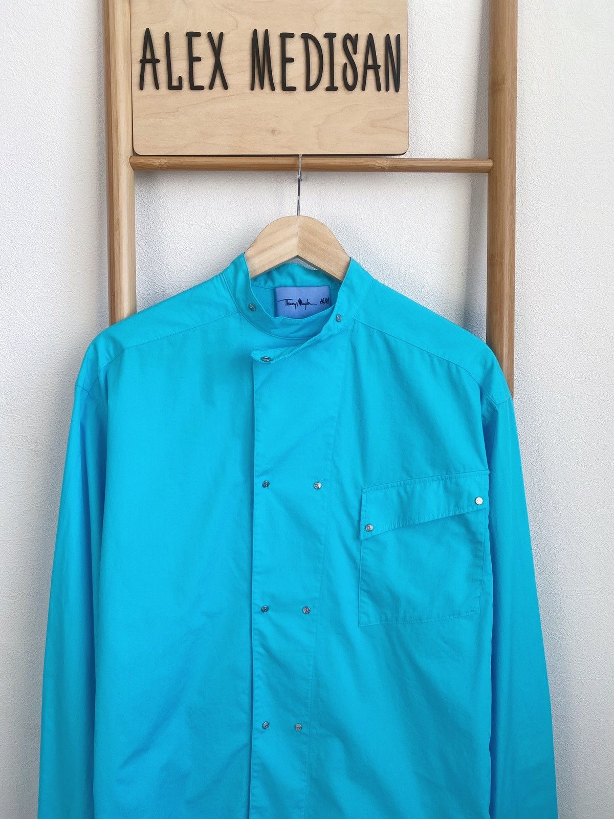H&M × Mugler × Thierry Mugler Mugler x H&M Double-breasted Poplin Shirt Size М Size US M / EU 48-50 / 2 - 5 Thumbnail