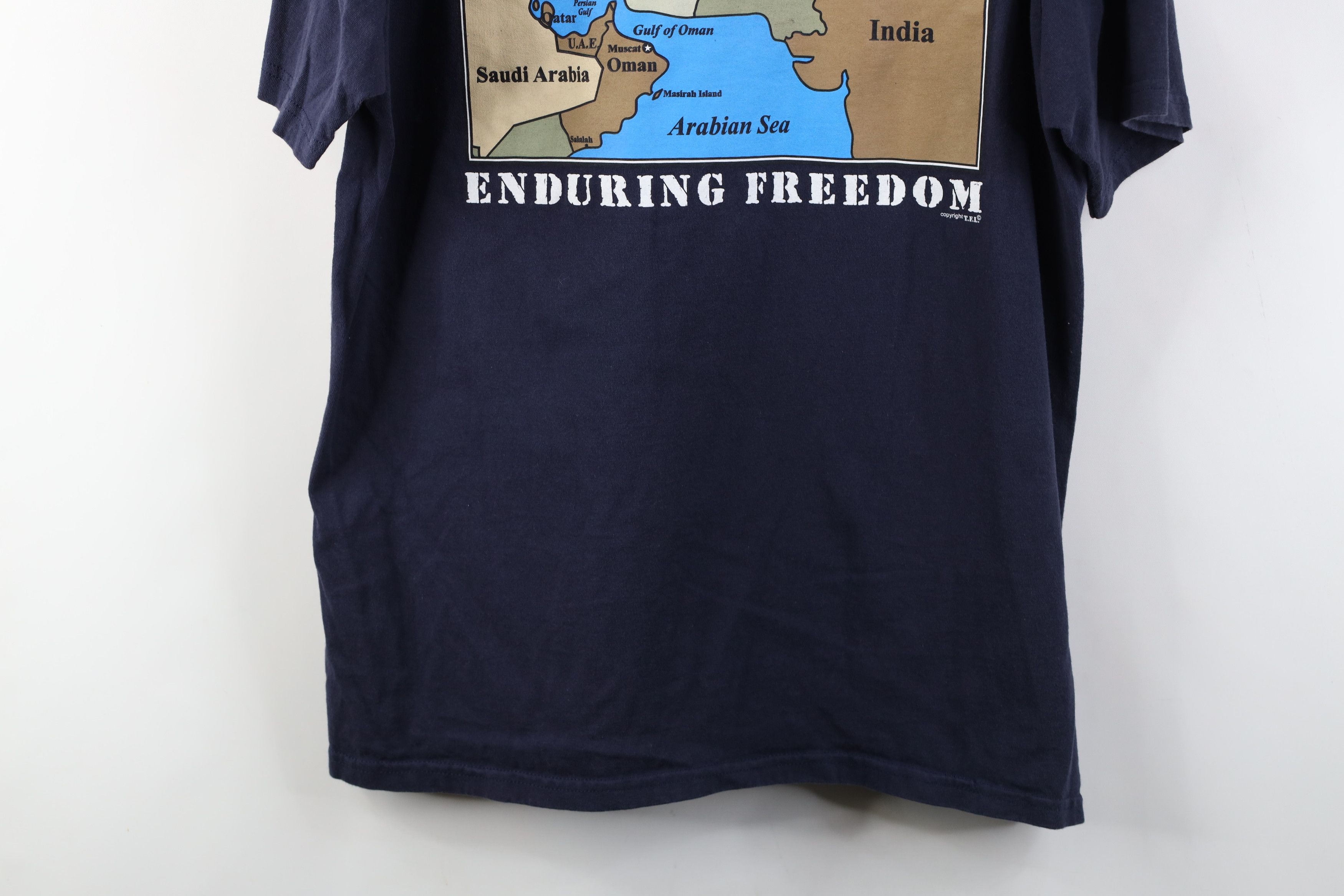 Vintage Vintage 90s Military Eagle Operation Enduring T-Shirt Size US XL / EU 56 / 4 - 15 Thumbnail