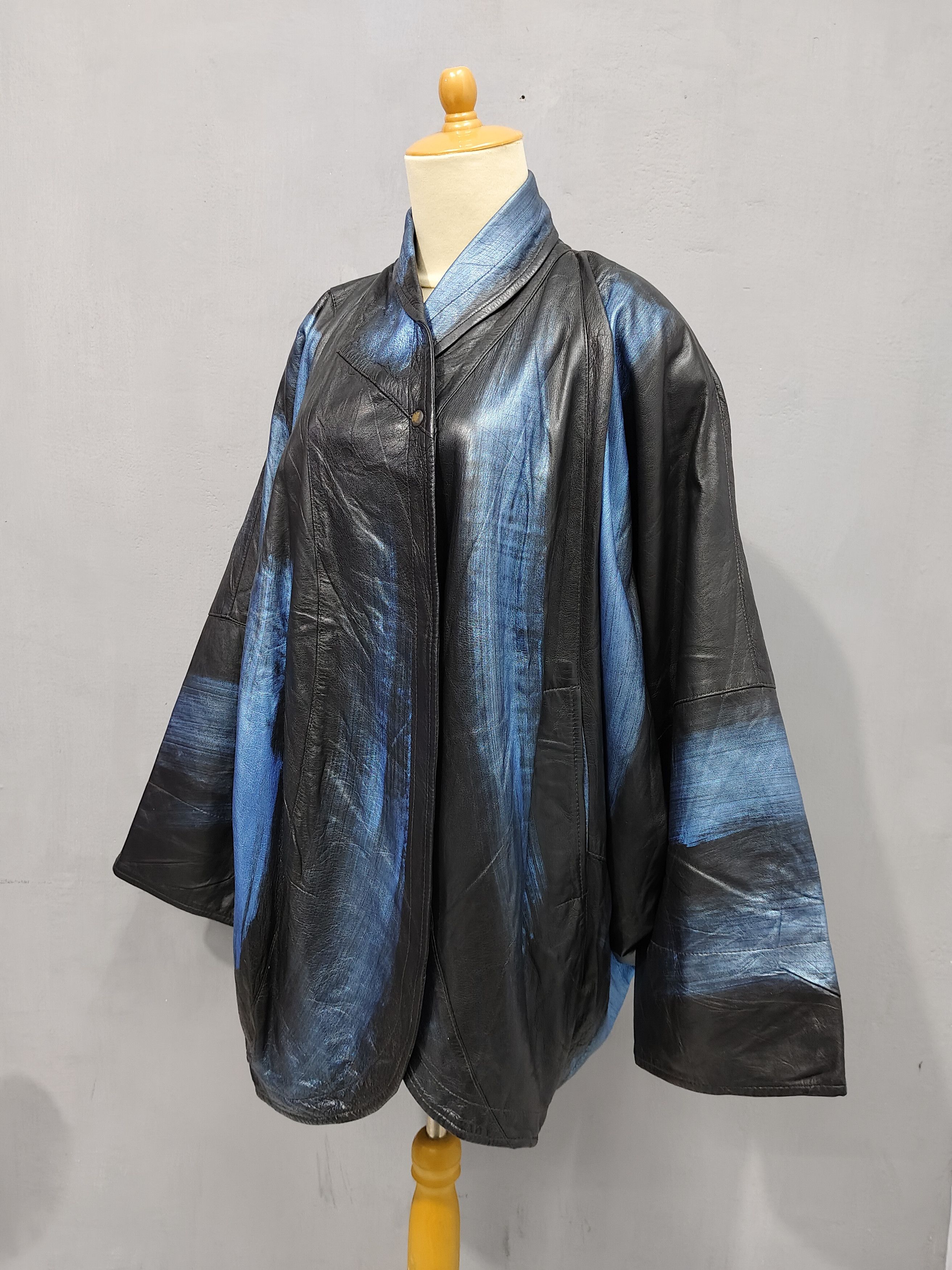 Vintage 00s Gilles Ricart 🇫🇷 Hand Painted Oversize Batwing Leather Size XL / US 12-14 / IT 48-50 - 3 Thumbnail
