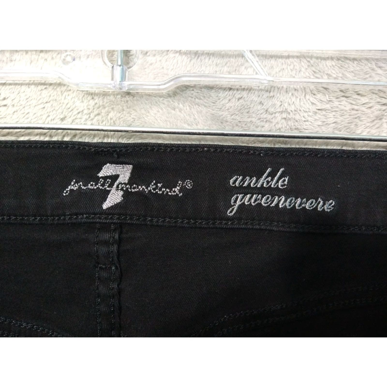 7 For All Mankind 7 For All Mankind Gwenevere Jeans Womens 29 Black Denim Skinny Stretch Ankle Regular 29 in Cotton Spandex Dark Denim 5-Pocket Mens? Womens Size 29" - 7 Thumbnail