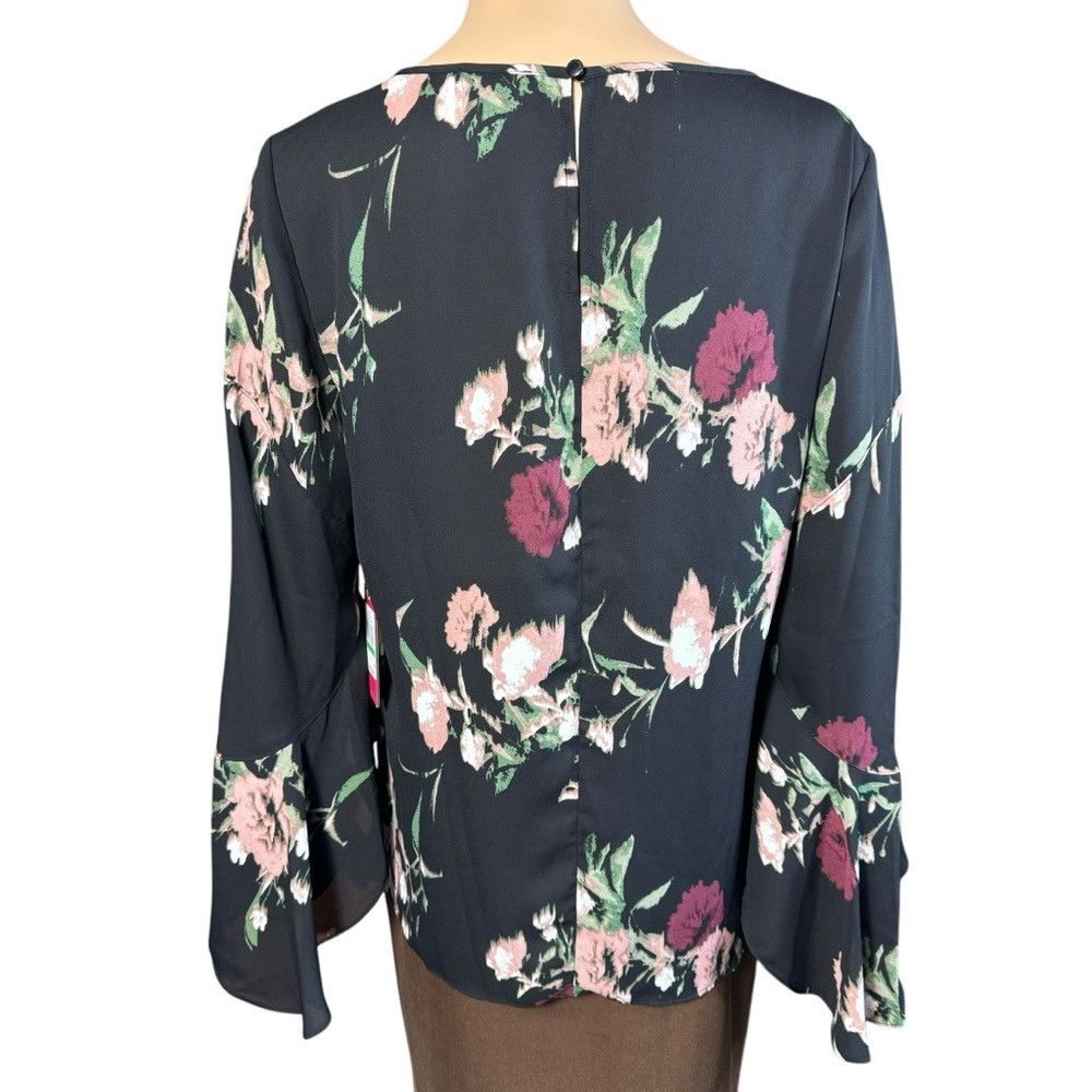 Vince Camuto NWT New $89 Vince Camuto Black Floral Windswept Bell Sleeve Size M / US 6-8 / IT 42-44 - 5 Thumbnail