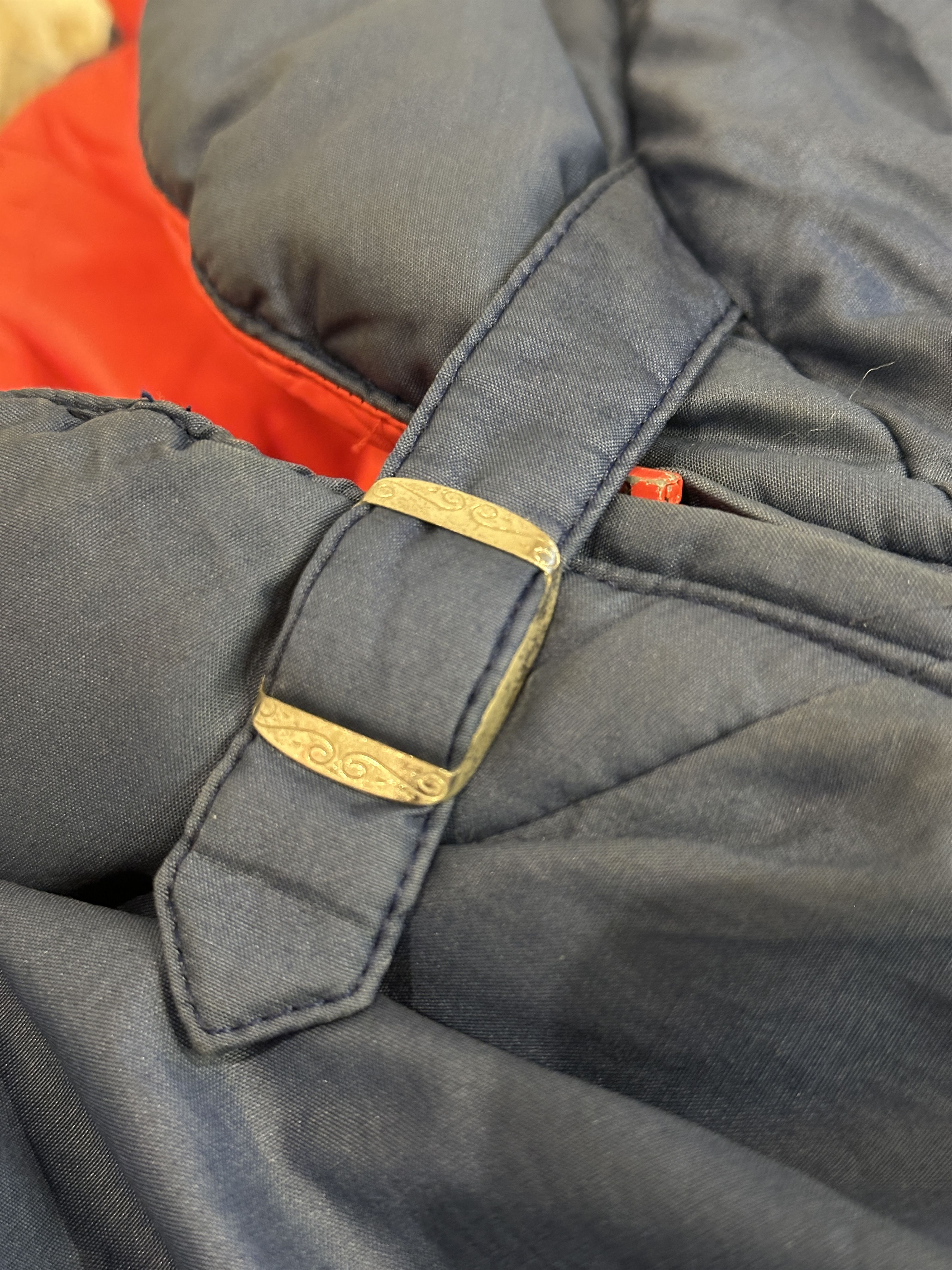 Moncler Moncler Vintage Red/Blue Puffer Reversible Jacket Size M Size US M / EU 48-50 / 2 - 17 Thumbnail