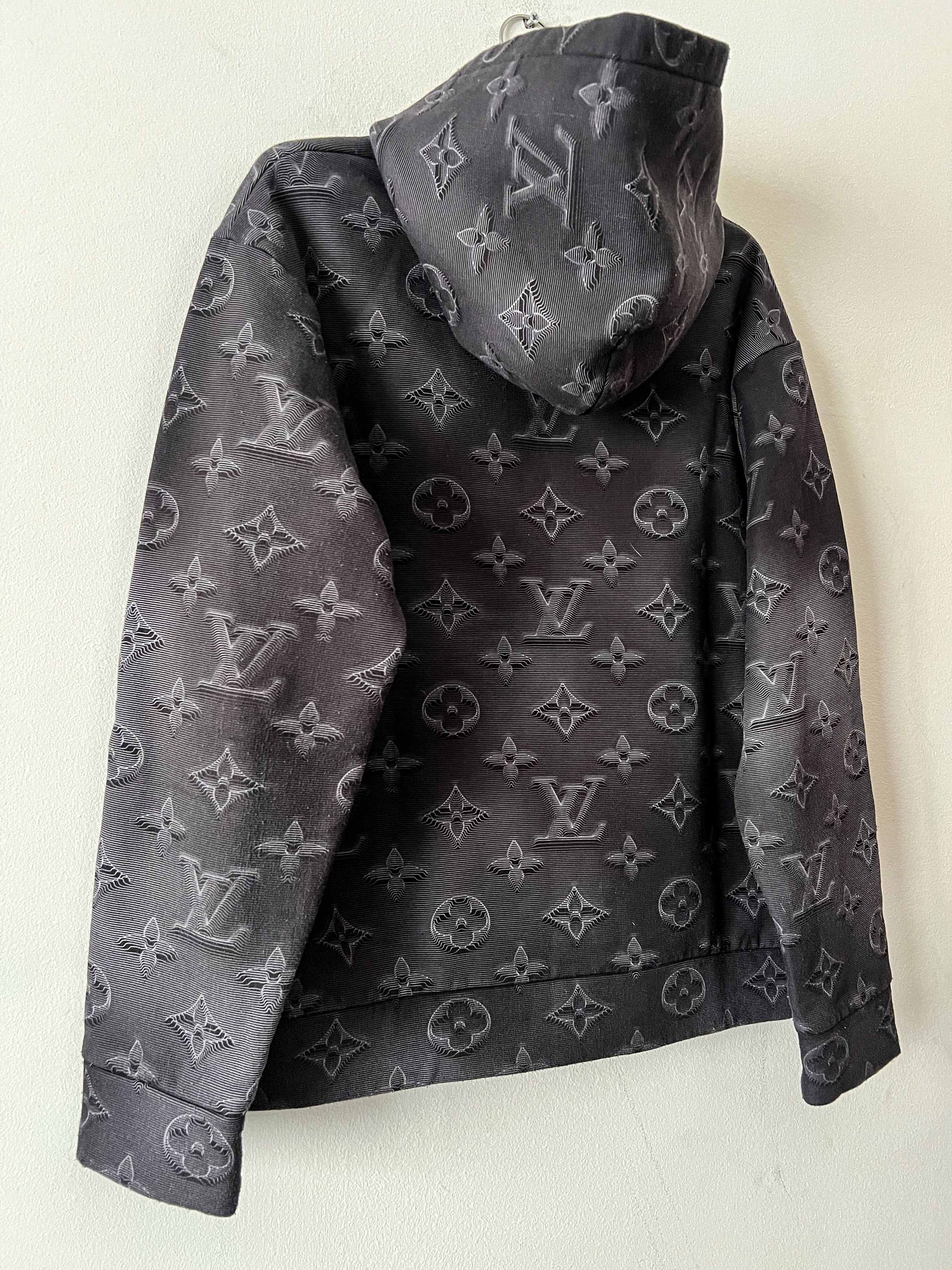 Louis Vuitton LV '2054' 3D Monogram Hoodie Size US XL / EU 56 / 4 - 4 Thumbnail
