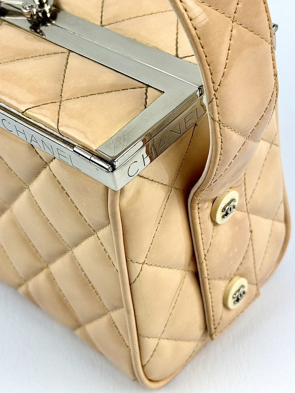 Chanel Chanel - SS/96 - Creme - Quilted - Patent - Runway - Box Bag Size ONE SIZE - 10 Thumbnail