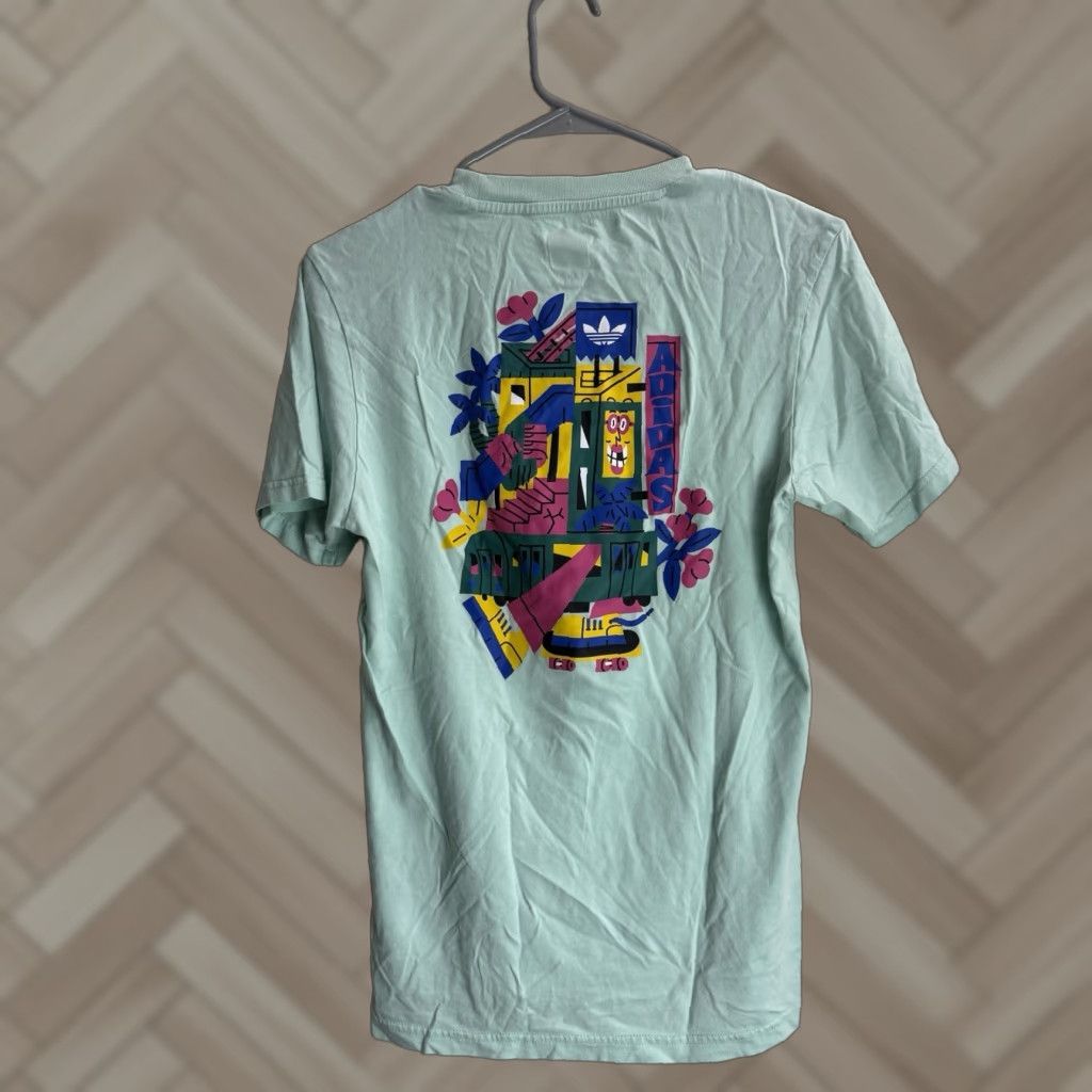 VINTAGE Adidas Floral Toucan Skate Shirt Size Small Multicolor Unisex Adults S Mens Womens Girls Boys