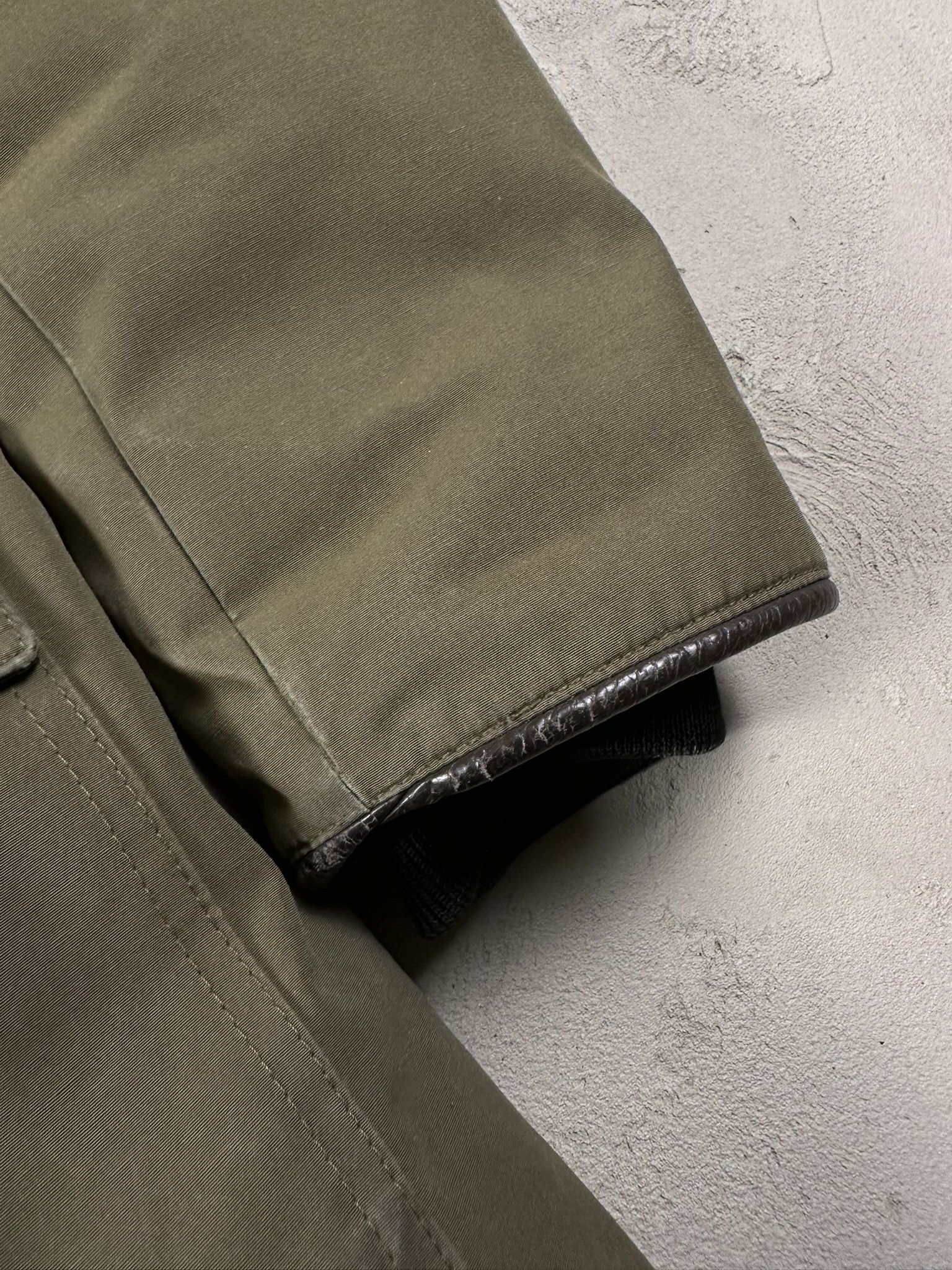 Canada Goose Canada Goose Baniff Fur Hood Military Down Winter Parka Size US XL / EU 56 / 4 - 14 Thumbnail