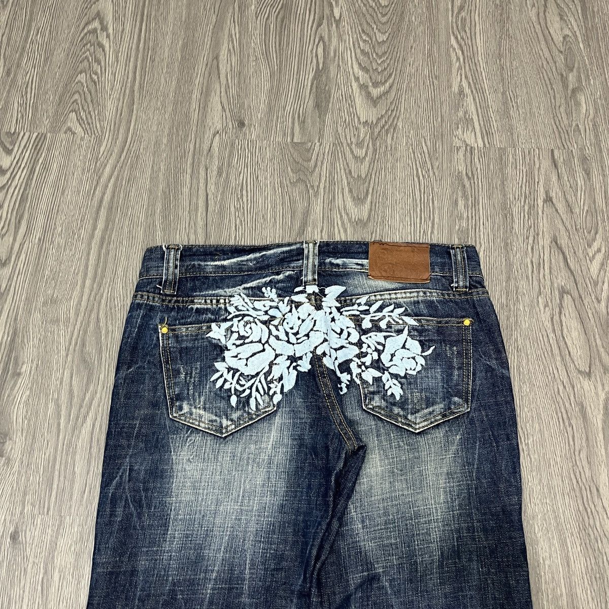Japanese Brand Flared Pant Bluevirus Flower Embroidery Ifsix Lgb Style Size US 31 - 11 Thumbnail