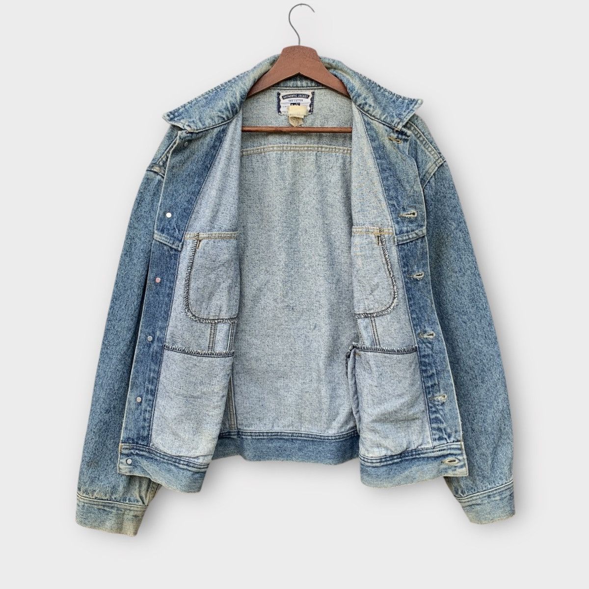 Lee VINTAGE DISTRESSED LEE LIGHT WASH DENIM JEANS JACKET Size US L / EU 52-54 / 3 - 3 Thumbnail