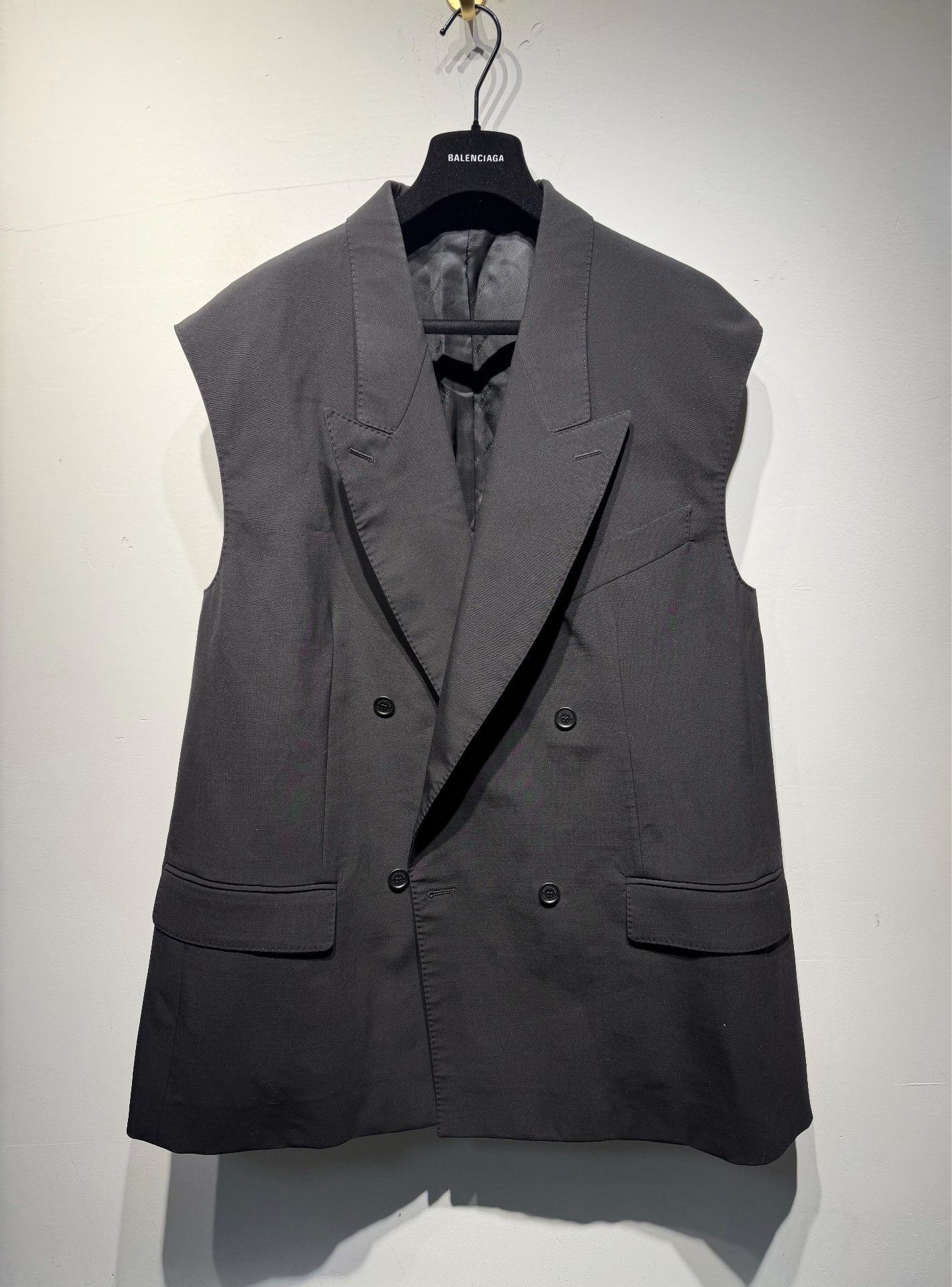 Balenciaga Balenciaga Black Vest 34 Women Size XS / US 0-2 / IT 36-38 - 1 Thumbnail