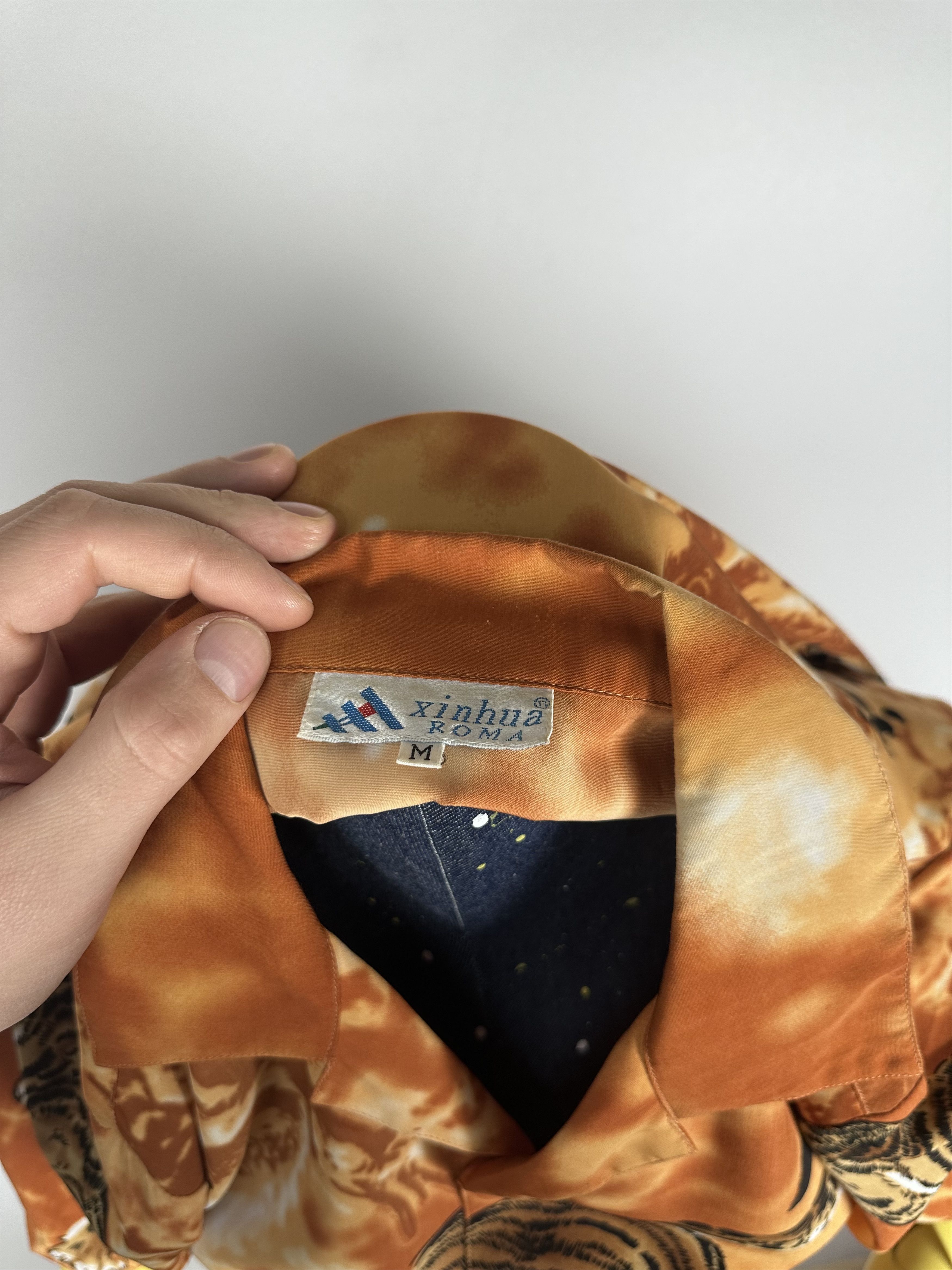 Vintage Tiger Vintage Button down 90s Mens Unisex oversized Size US M / EU 48-50 / 2 - 8 Thumbnail