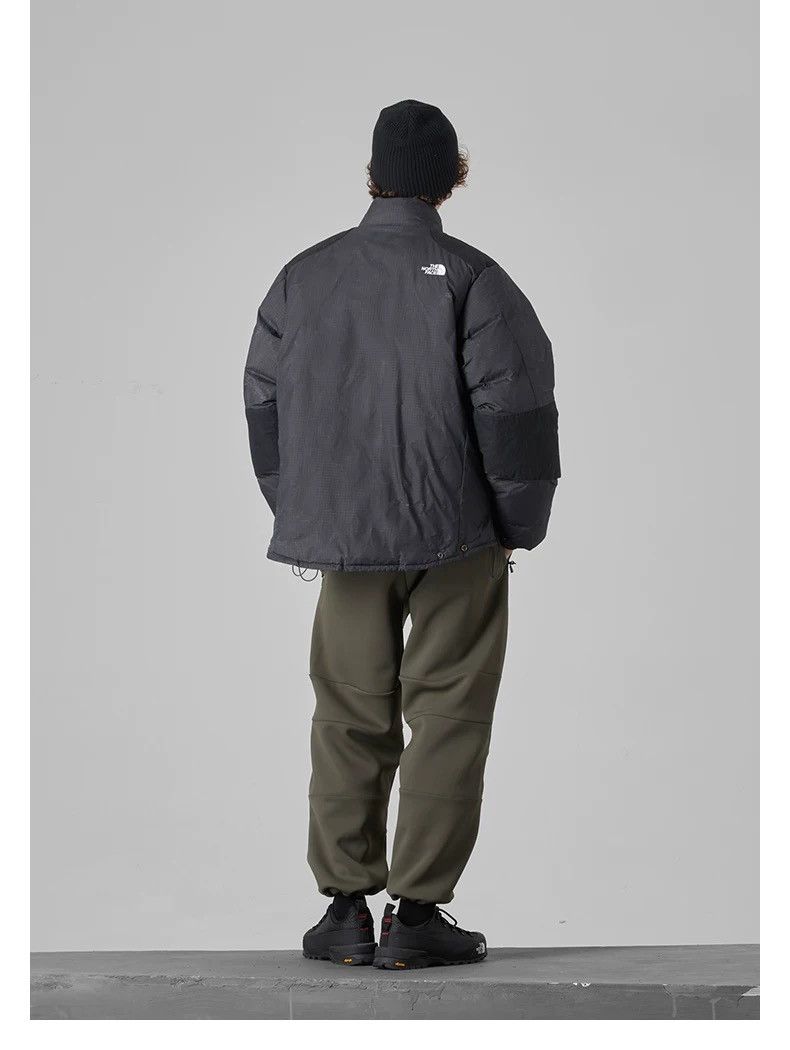 The North Face Urban Exploration ADJUSTABLE HEAVY WEIGHT DOWN JACKET Size US M / EU 48-50 / 2 - 19 Thumbnail