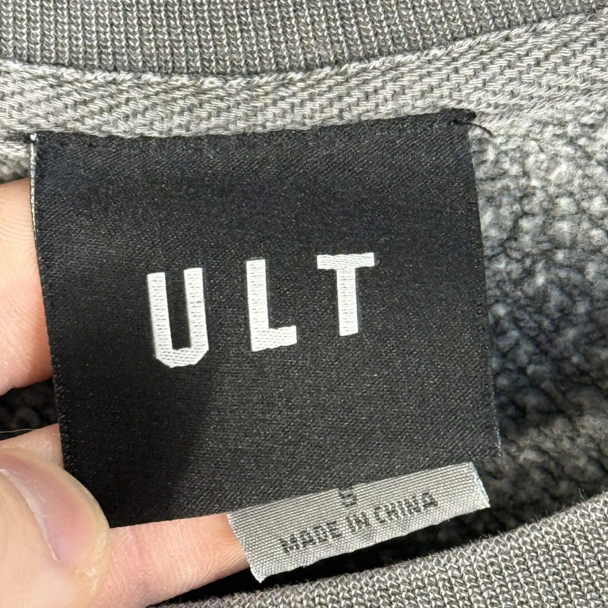 Vintage Ult Unisex Fusion Graphic Crewneck Sweatshirt Charcoal Gray Size US S / EU 44-46 / 1 - 8 Thumbnail