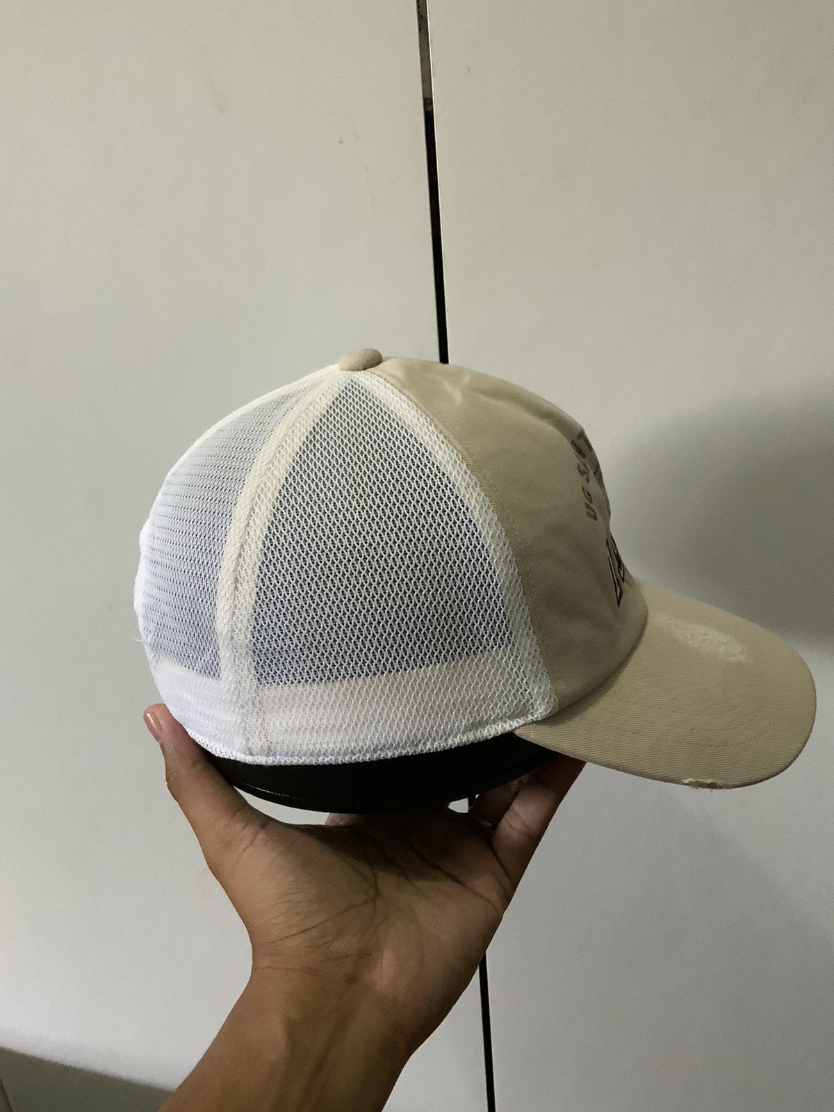 Uniqlo UC Santa Barbara 1944 Uniqlo Trucker Hat Size ONE SIZE - 4 Thumbnail