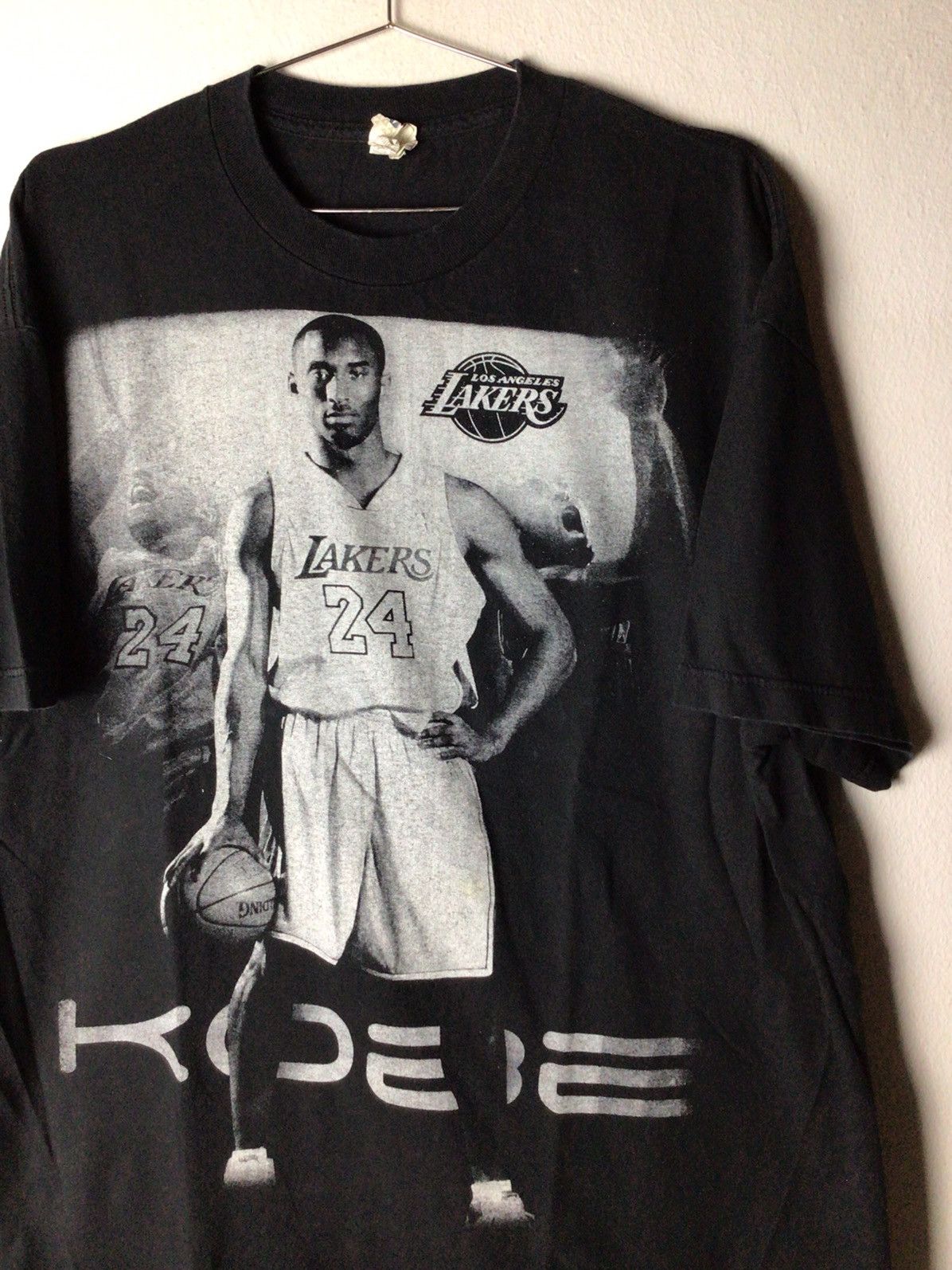 NBA × Rap Tees Kobe Lakers Champions NBA 2009 Big prints Size US XXL / EU 58 / 5 - 1 Thumbnail
