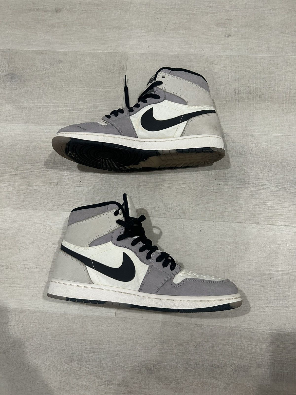 Jordan Brand Jordan 1 “gore tex” Size US 11 / EU 44 - 2 Thumbnail