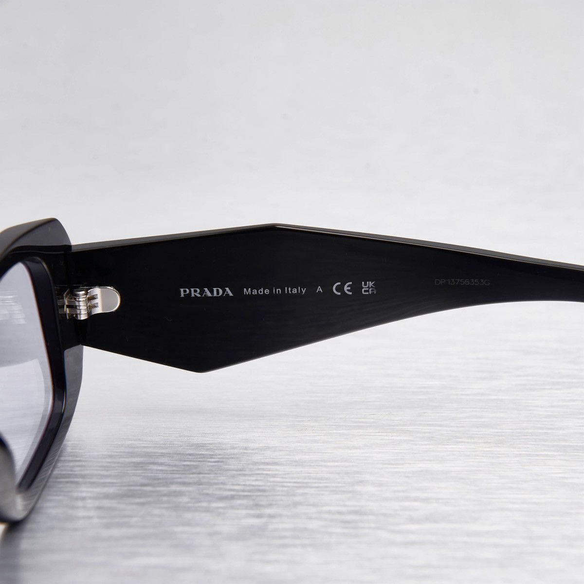 Prada PRADA 0PR 17WS 16K40J SUNGLASSES Size ONE SIZE - 4 Thumbnail