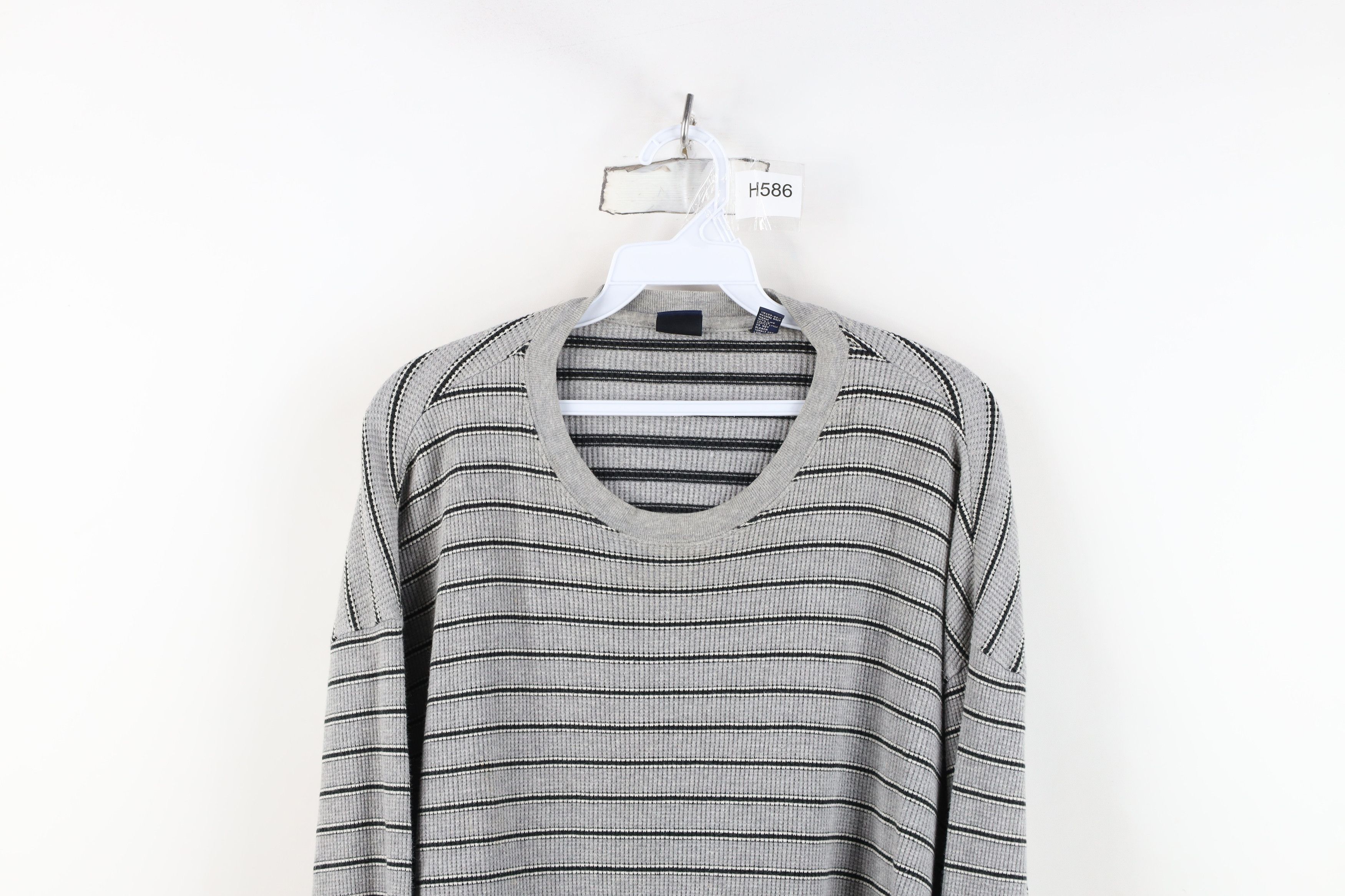 Gap Vintage 90s Gap Thermal Waffle Knit Long Sleeve T-Shirt Gray Size US XL / EU 56 / 4 - 2 Thumbnail