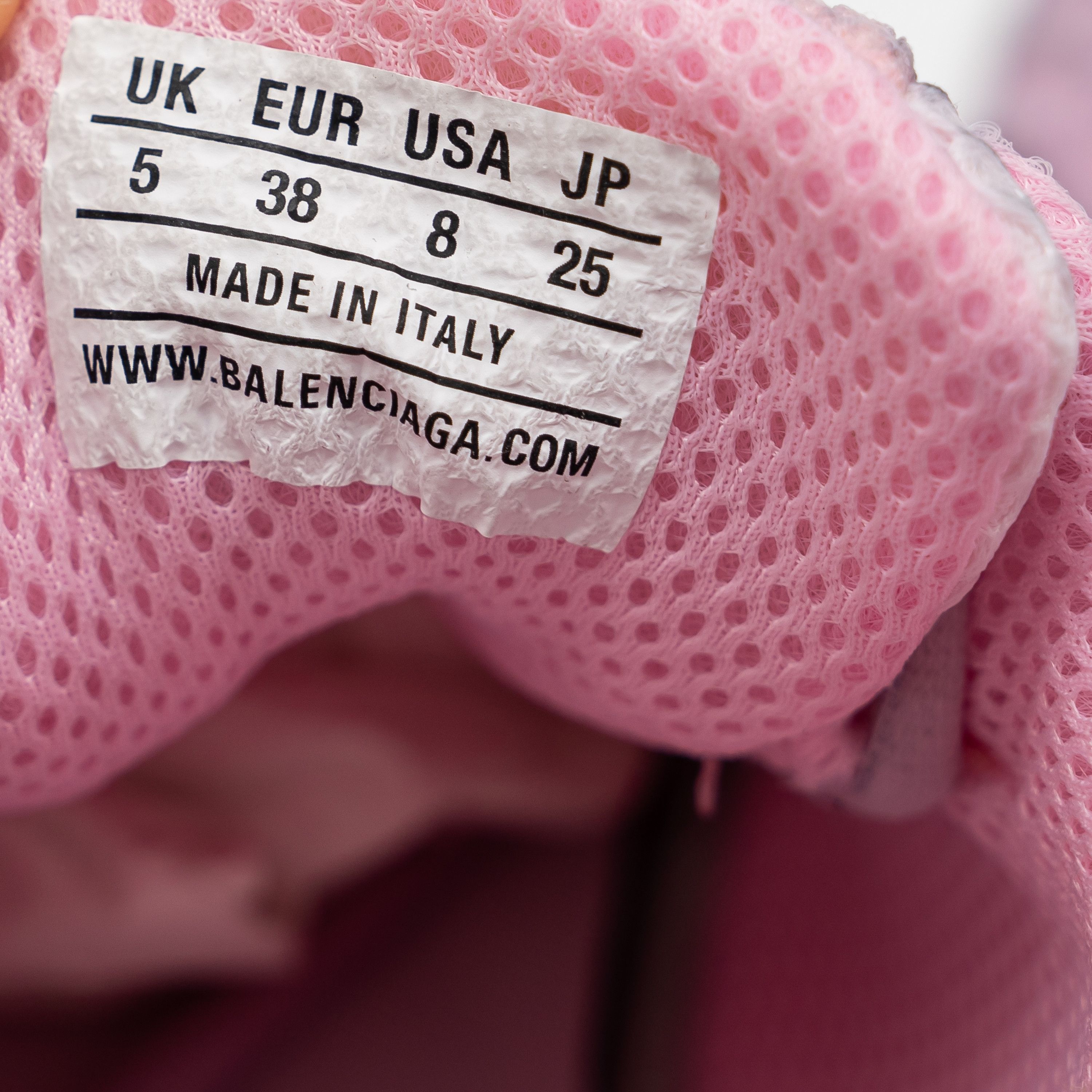 Balenciaga 38 EU 8 US Balenciaga Phantom Sneakers Pink Distressed Mesh Size US 8 / IT 38 - 11 Thumbnail