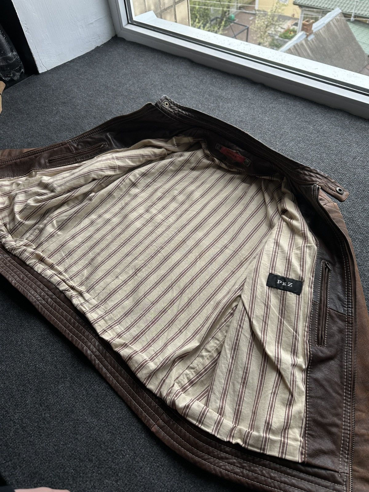 Other 🚨VNTG LEATHER JACKET AVANT GARDE WESTERN BROWN MOTO Size US M / EU 48-50 / 2 - 11 Thumbnail