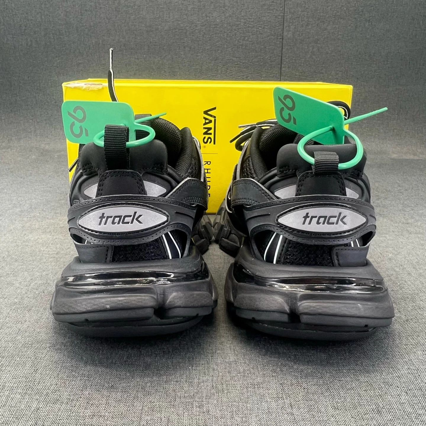 Balenciaga Balenciaga Track Wmns 37 Black Worn 2x Like New Size US 6 / IT 36 - 6 Thumbnail