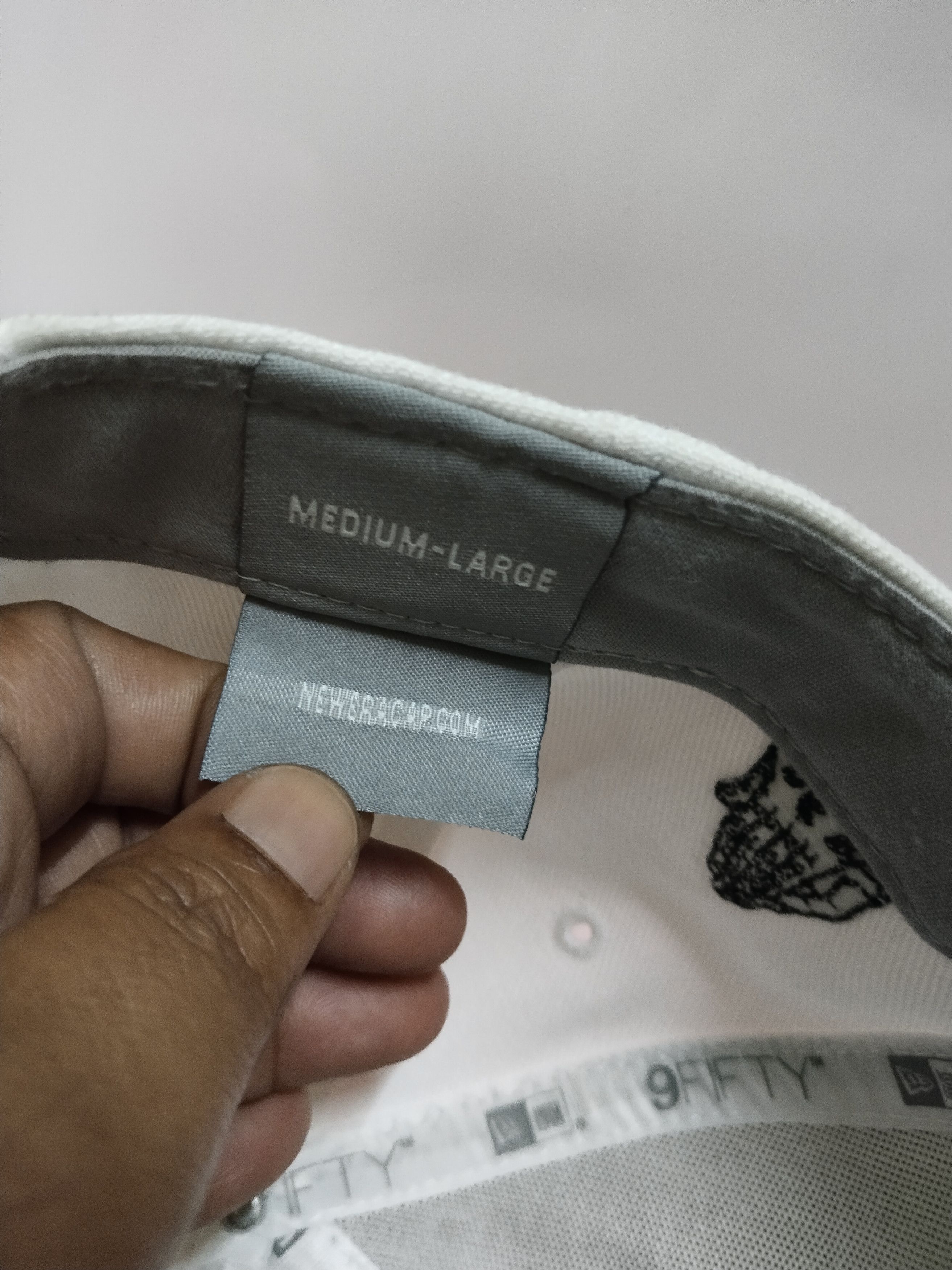 Buddha to Buddha × New Era SCRIPT PRAYING BUDDHA NEW ERA CAP Size ONE SIZE - 8 Thumbnail