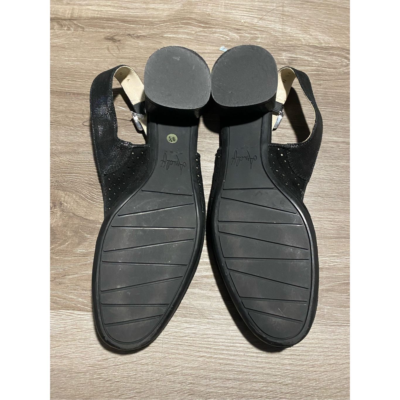 Norma Kamali Amalfi by Rangoni NWOT Black Perforated Slingback Block Heels, Size 9.5, MP $165 Size US 9.5 / IT 39.5 - 5 Thumbnail