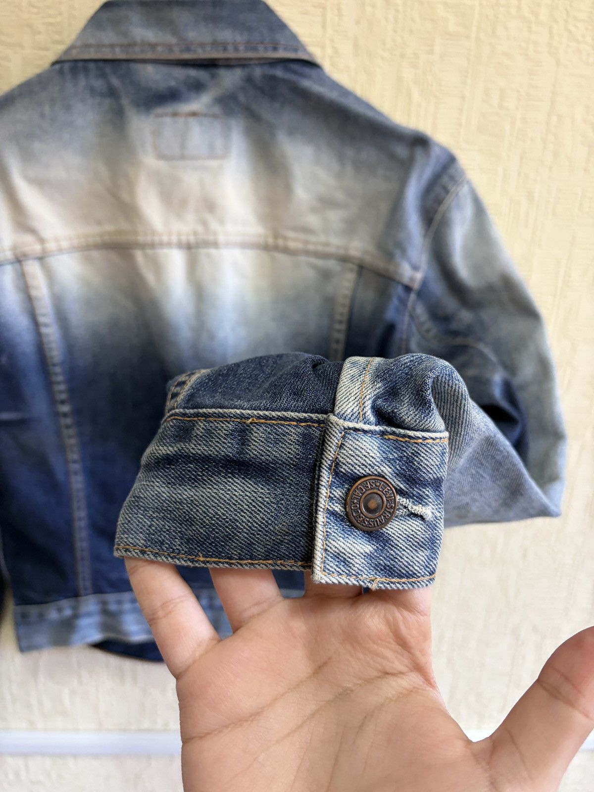 Levi's Vintage Clothing Levi's Girls Ombre Dip Dye Denim Trucker Jacket Blue/White L Size L / US 10 / IT 46 - 11 Thumbnail