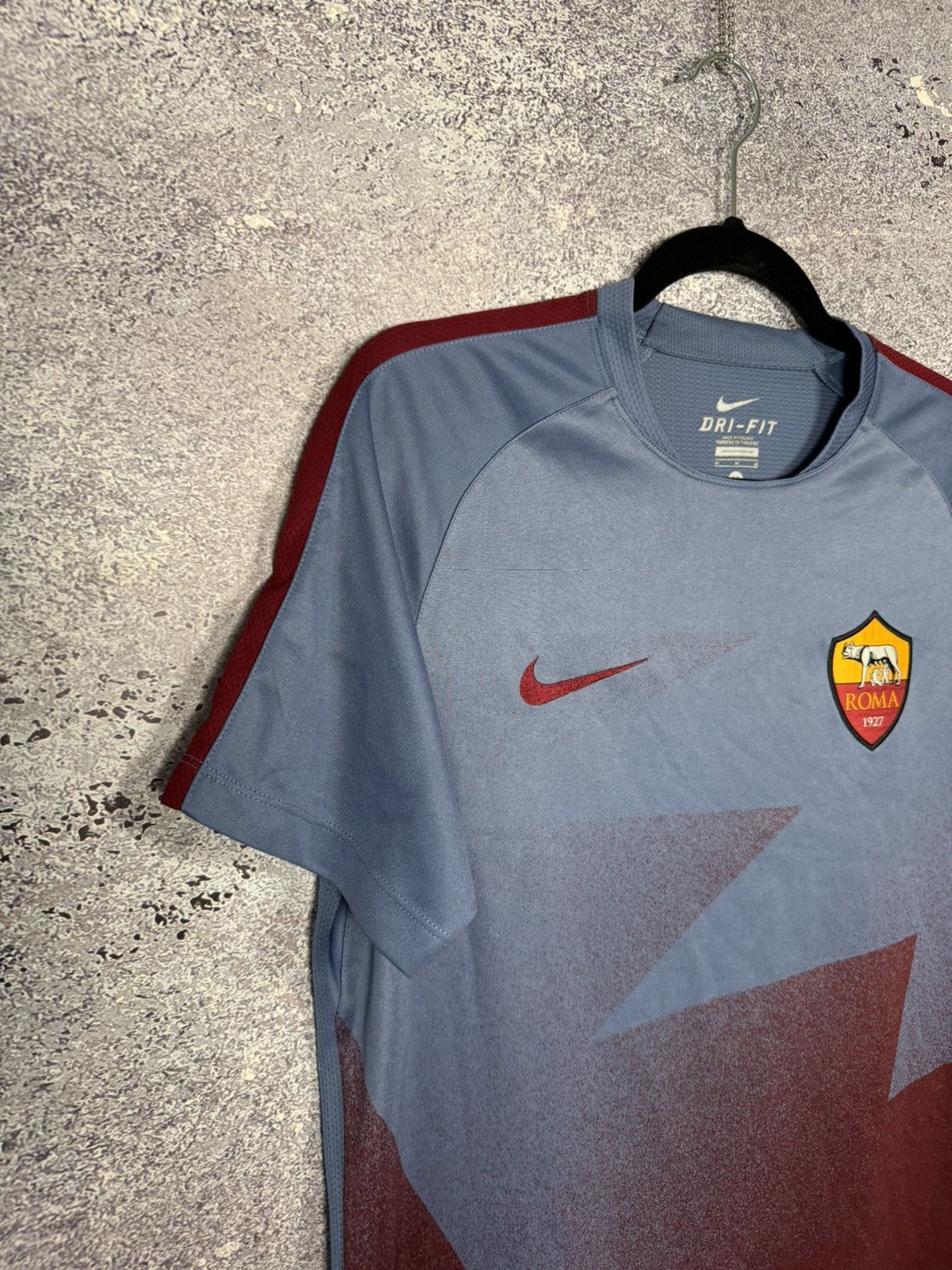 Nike × Vintage Vintage AS Roma 2016/17 Nike Training Pre-Match Jersey Size US M / EU 48-50 / 2 - 5 Thumbnail