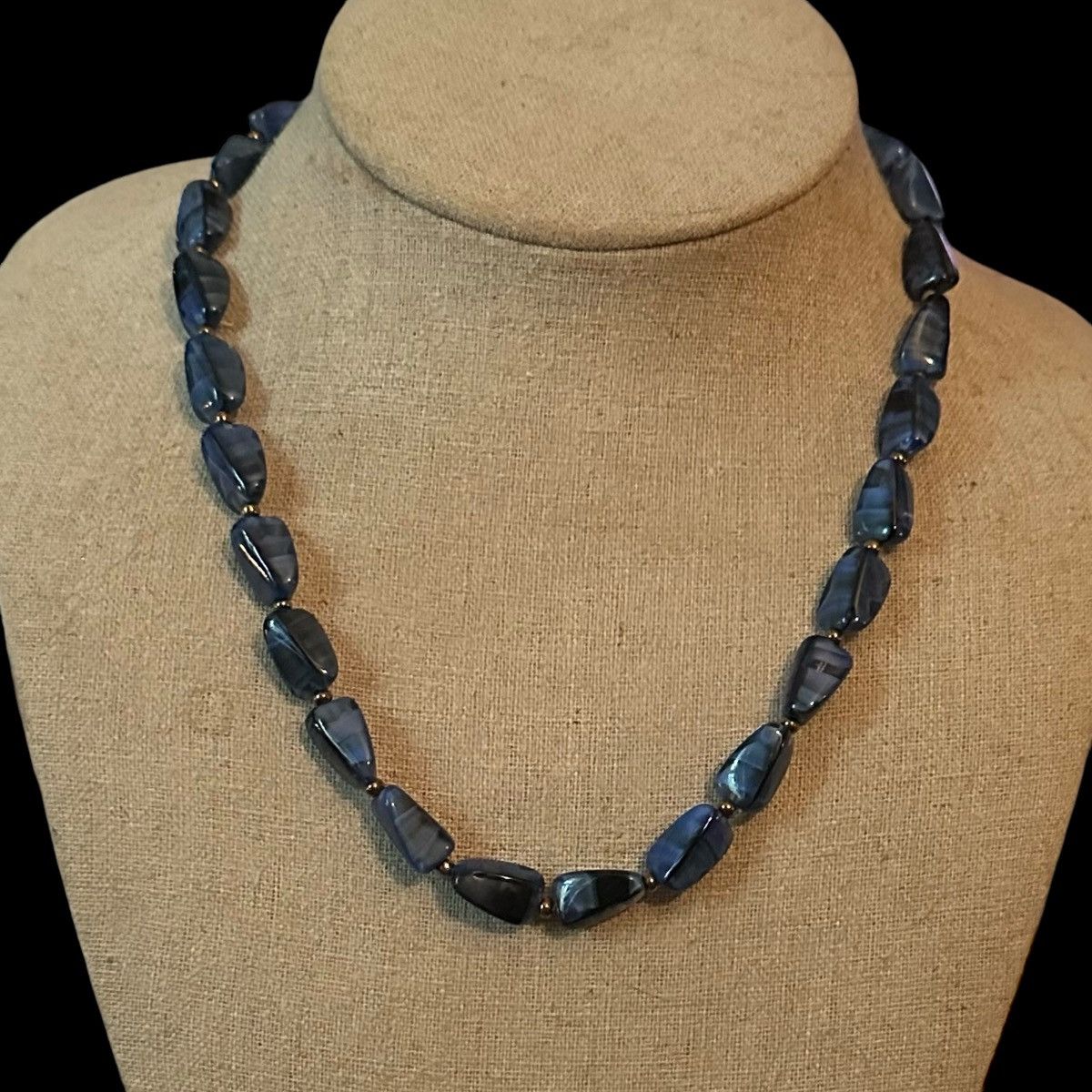 Vintage Vintage blue angular marbled bead necklace Size ONE SIZE - 1 Thumbnail
