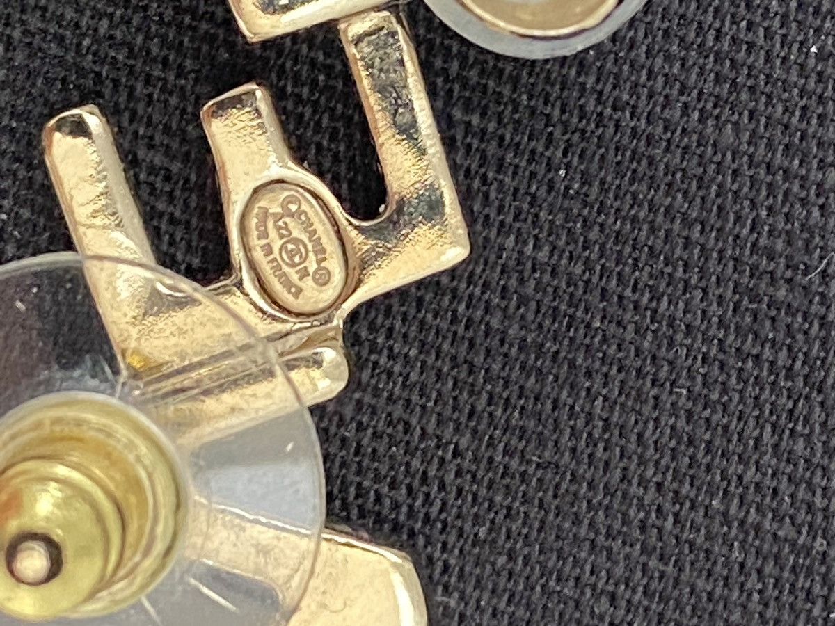 Chanel Authentic Chanel earrings Size ONE SIZE - 9 Thumbnail