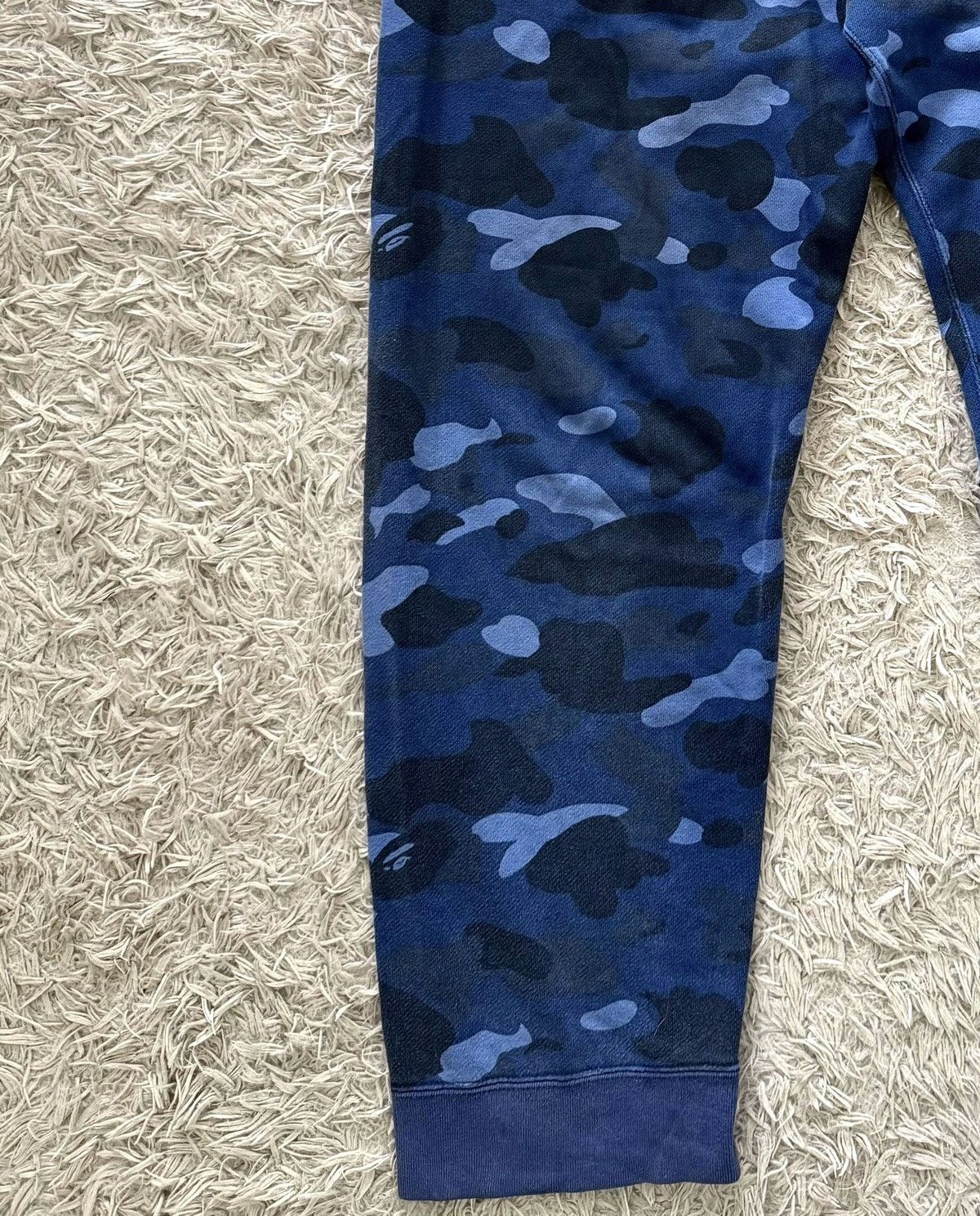 Bape RARE BAPE SPELL OUT BLUE CAMO JOGGERS Size US 32 / EU 48 - 5 Thumbnail