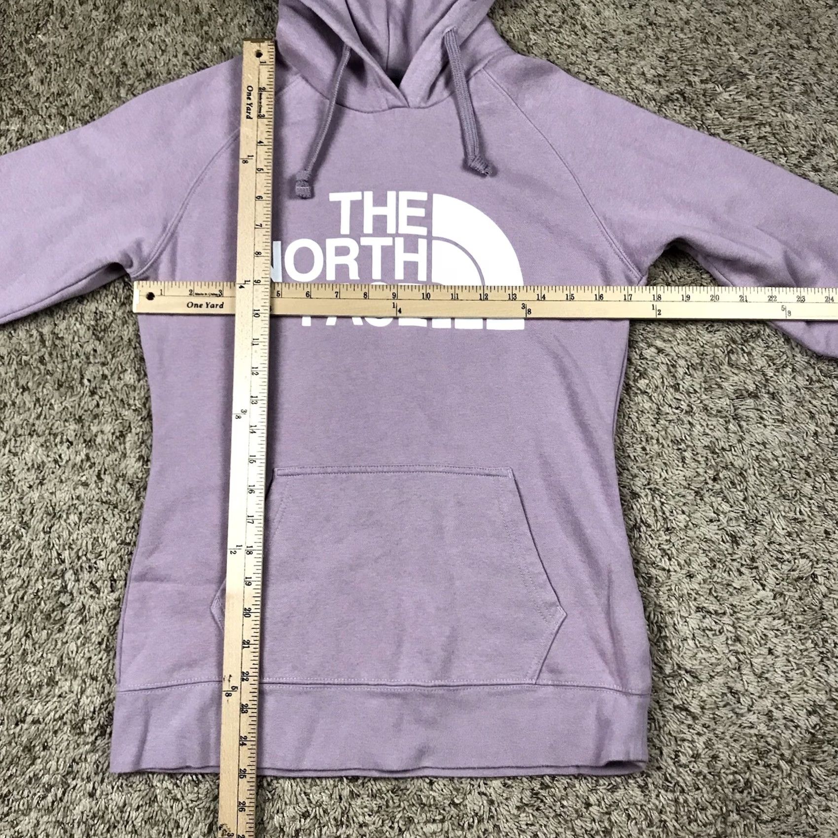 The North Face VINTAGE The North Face Purple Hoodie Sweatshirt Women’s Small White Logo Graphic Size S / US 4 / IT 40 - 6 Thumbnail