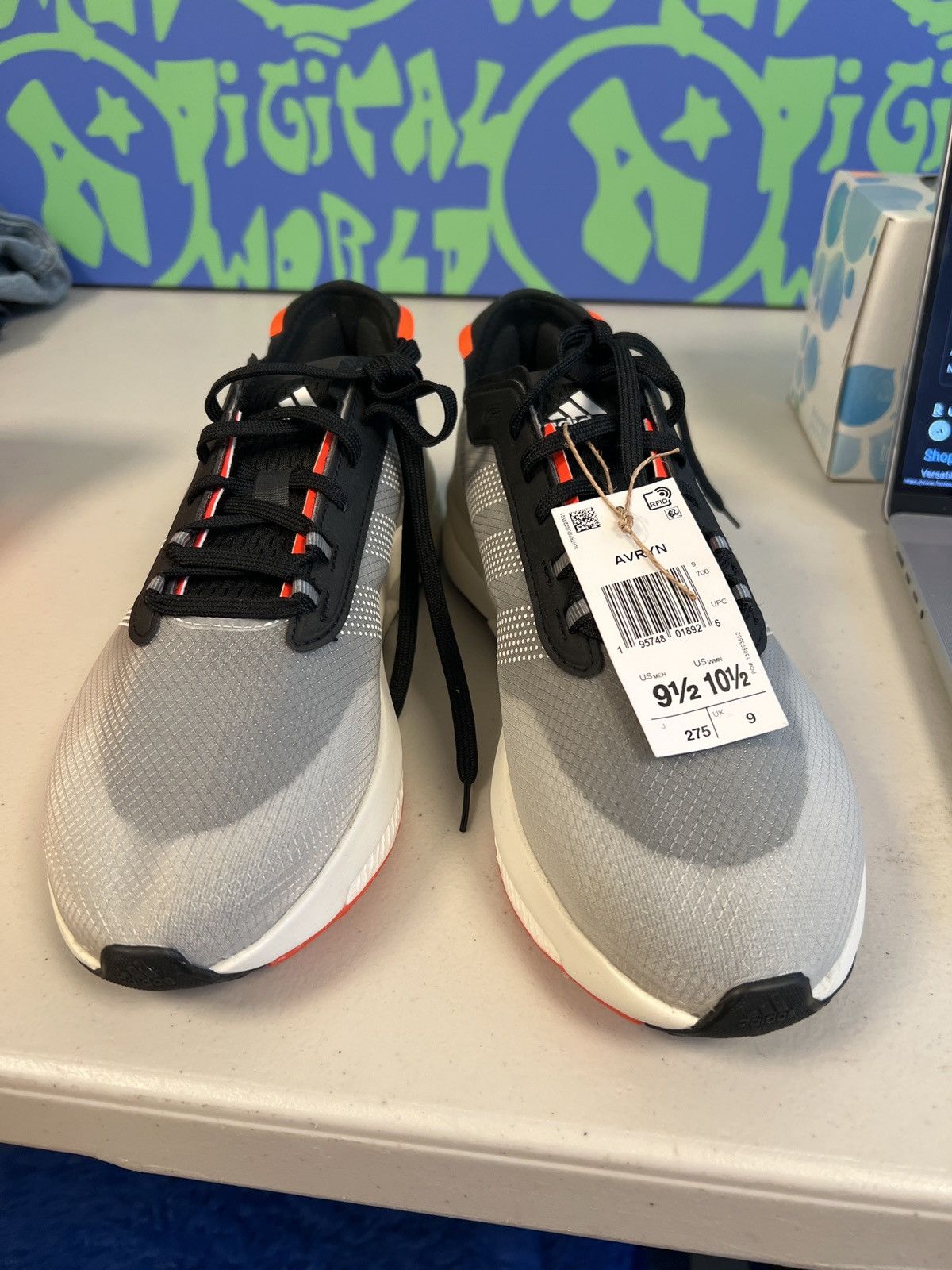 Adidas Adidas Avryn Men’s Running Shoes Size US 9.5 / EU 42-43 - 1 Thumbnail