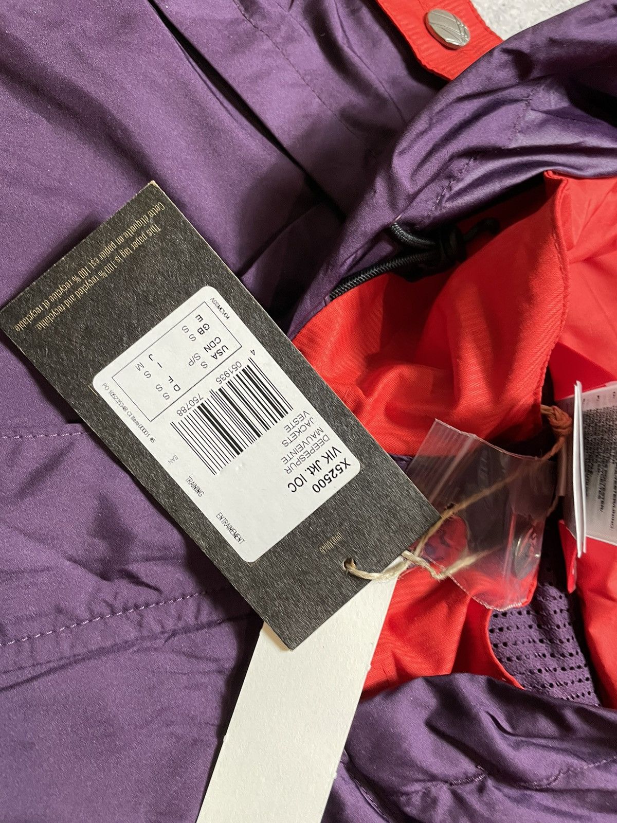 Adidas New Adidas London 2012 Big Logo Y2K Nylon Jacket Size US S / EU 44-46 / 1 - 11 Thumbnail