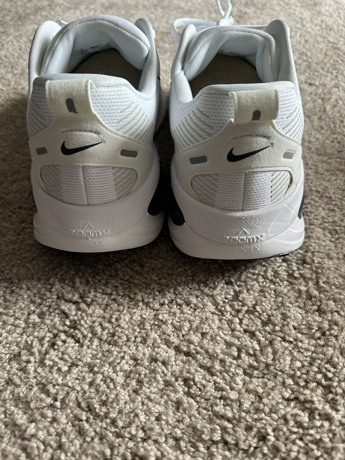 Nike Nike Vomero 18 TB Size US 15 / EU 48 - 4 Thumbnail