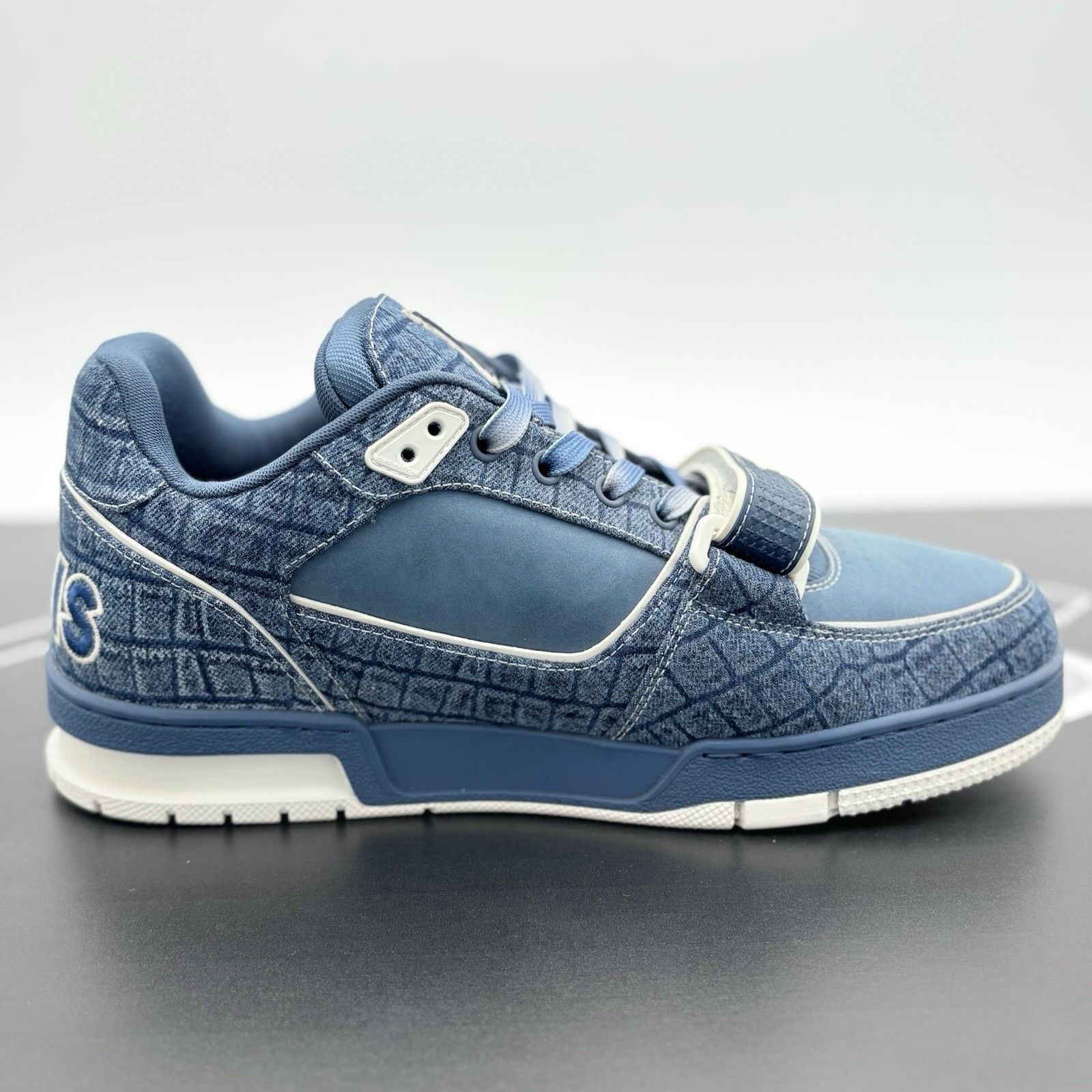 Louis Vuitton Louis Vuitton Trainer Strap ' Blue Crocodile ' | EXCELLENT! Size US 9.5 / EU 42-43 - 10 Thumbnail