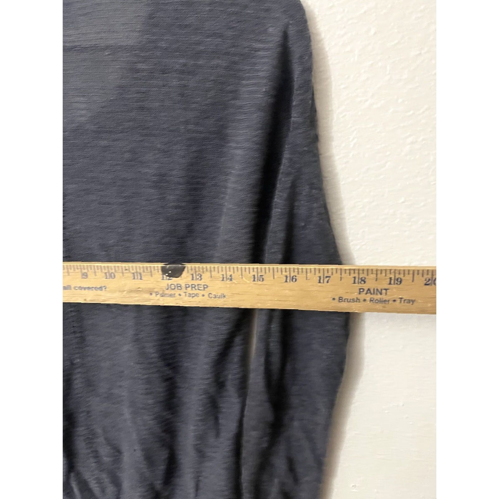 Vintage Simply Vera Vera Wang Top Women’s S Gray Long Sleeve Asymmetrical Blouse Size S / US 4 / IT 40 - 4 Thumbnail