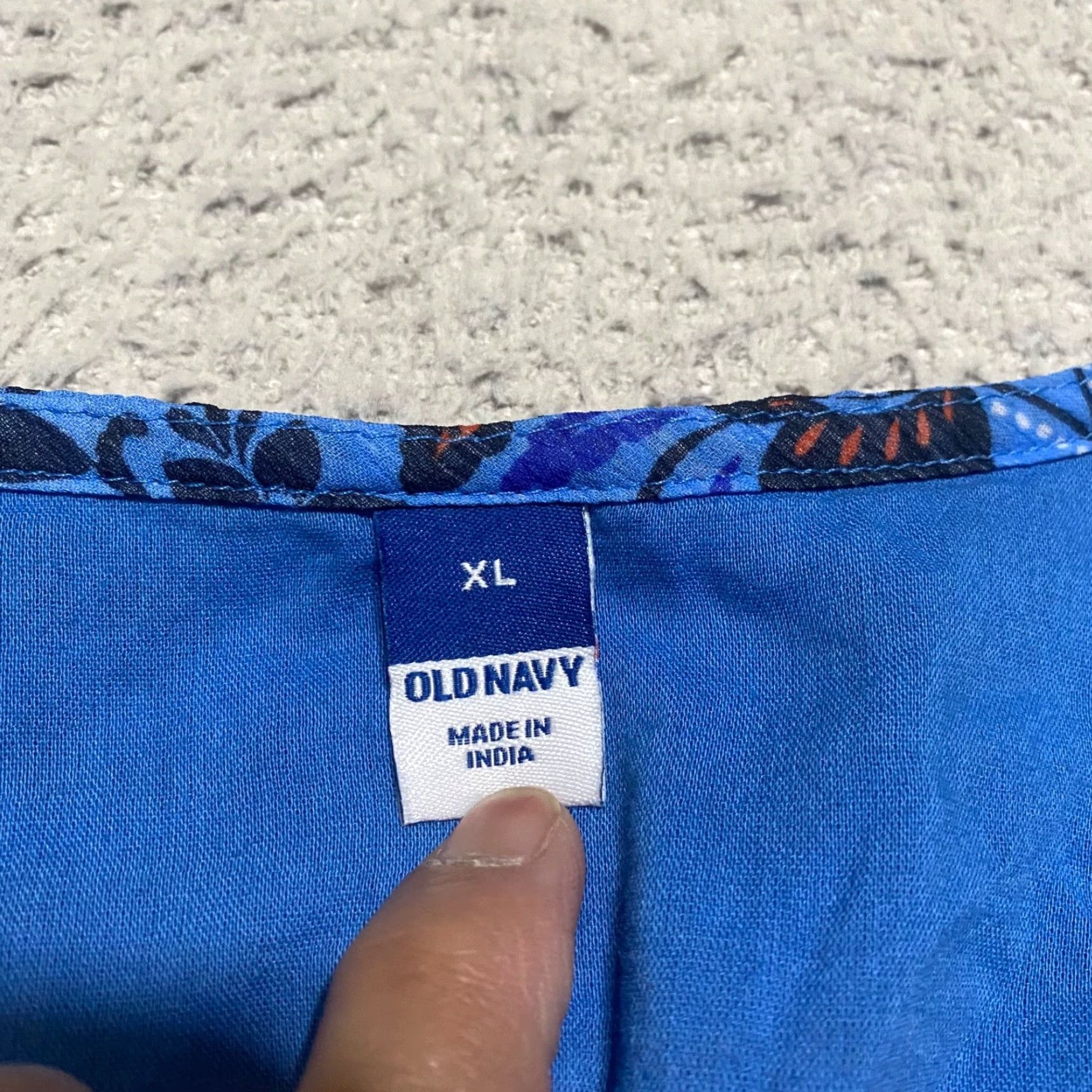 Old Navy Old Navy XL Shirt Womens Blue Floral V-Neck Dolman Lined Size XL / US 12-14 / IT 48-50 - 3 Thumbnail