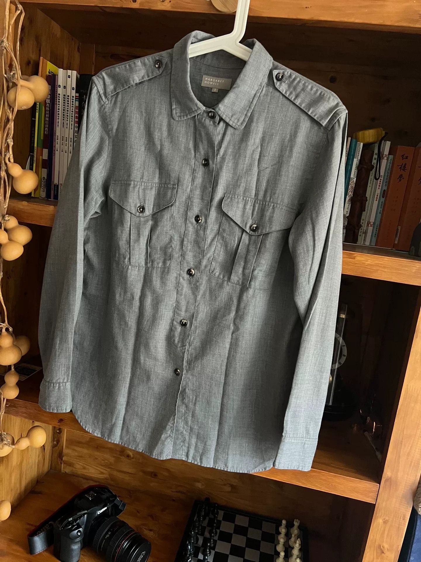 Margaret Howell Margaret Howell Gray Horn Button Work Shirt Size US M / EU 48-50 / 2 - 3 Thumbnail