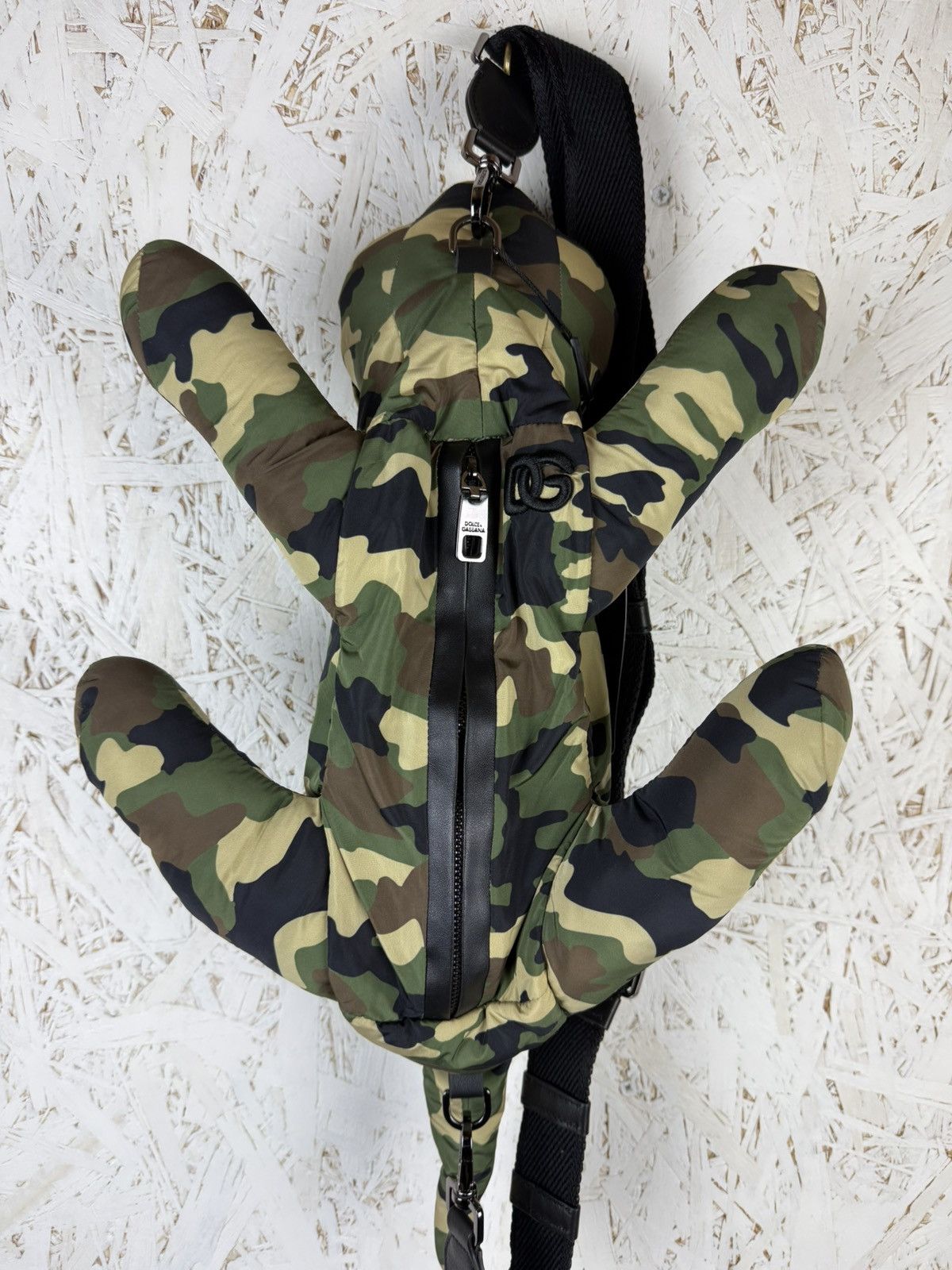 Dolce & Gabbana NWT Dolce & Gabbana Camo Tiger Nylon Animal Crossbody Bag Size ONE SIZE - 10 Thumbnail