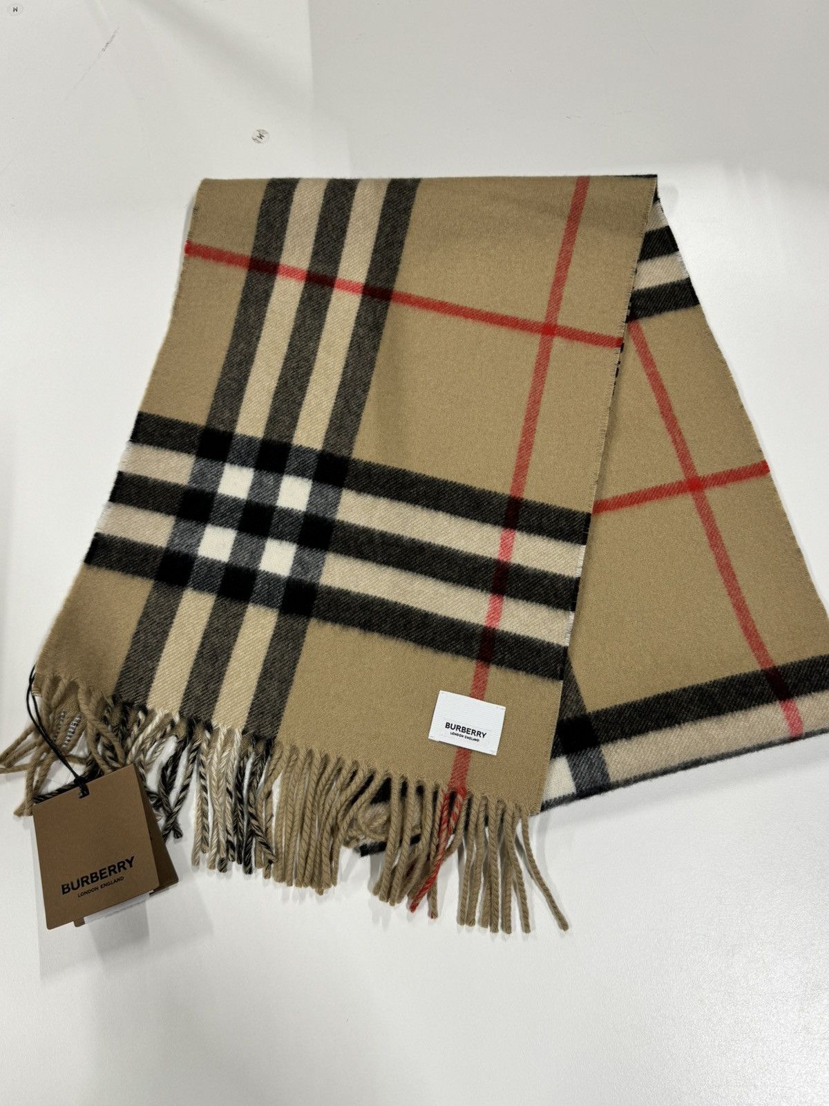 Burberry Burberry Check Reversible Cashmere Scarf NEW 700$ Size ONE SIZE - 1 Thumbnail