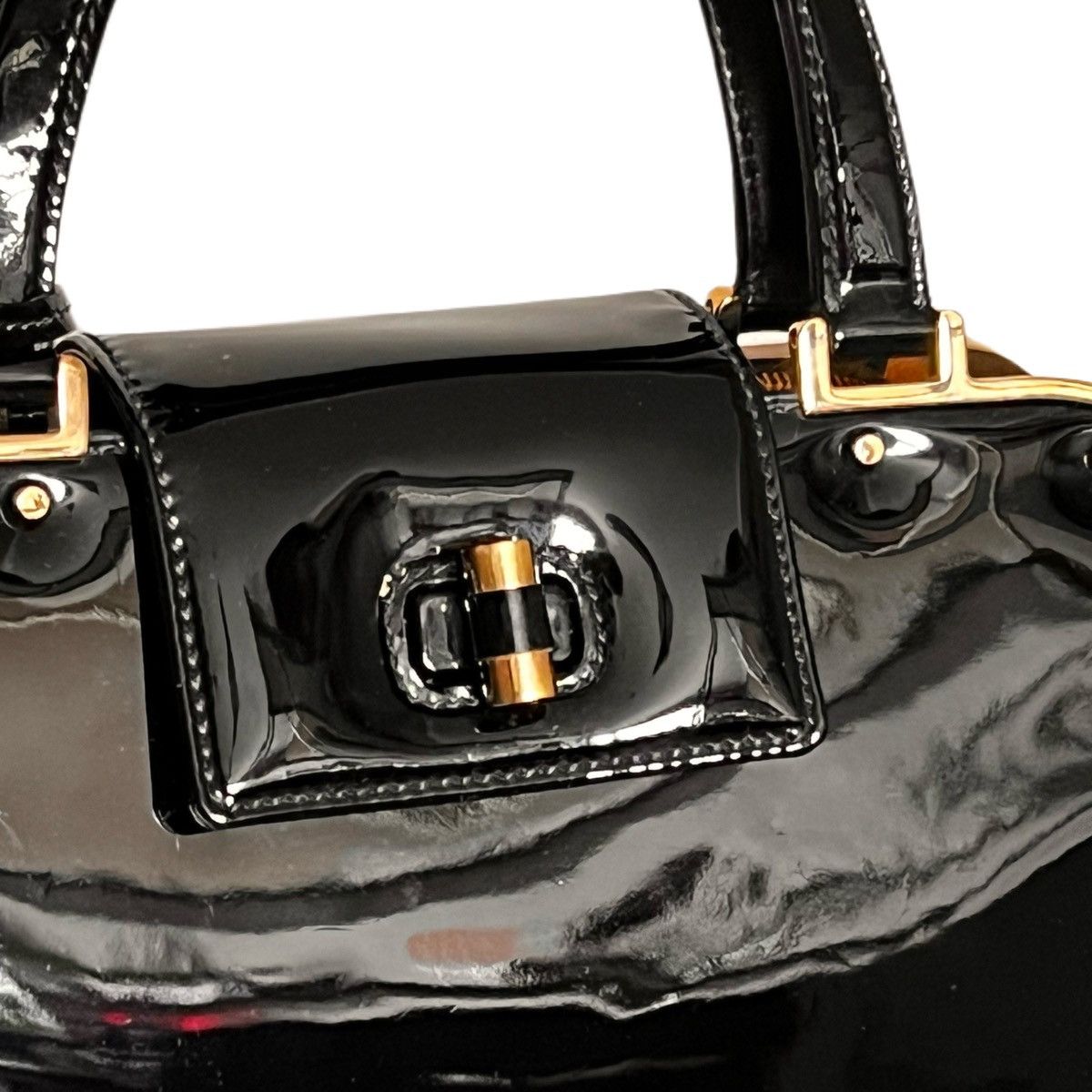 Yves Saint Laurent Yves Saint Laurent Patent Leather Uptown Handbag Size ONE SIZE - 10 Thumbnail