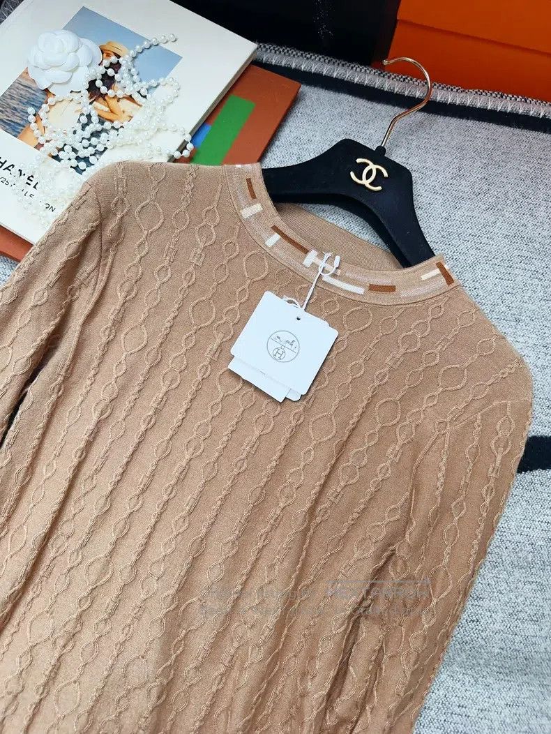 Hermes Hermes Brown Lock Chain Dark Pattern Texture Long Sleeve T Size XS / US 0-2 / IT 36-38 - 3 Thumbnail