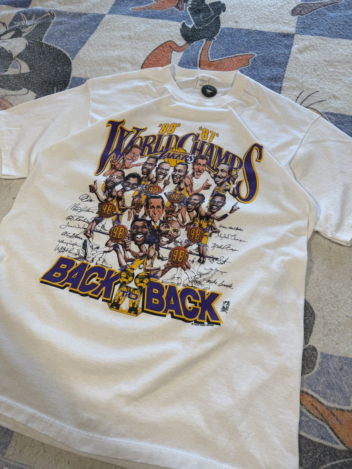 NBA × Vintage Vintage Los Angeles Lakers back to back champions tee Size US XL / EU 56 / 4 - 2 Thumbnail