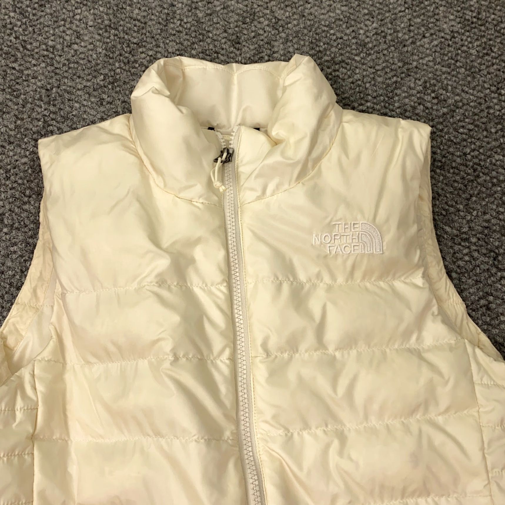 The North Face The North Face Aconcagua Vest Womens Small White Nylon Down Zip Full Size S / US 4 / IT 40 - 3 Thumbnail