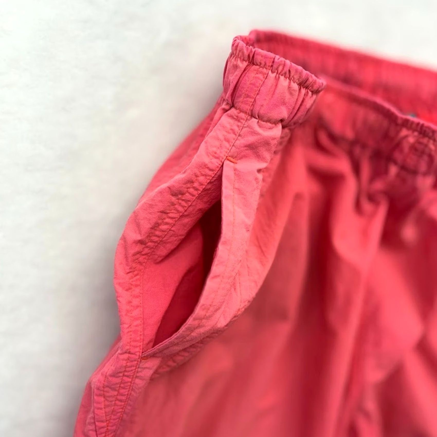 Converse VINTAGE Converse 90s Windbreaker Track Pants Men XL Pink Nylon Track Pants Mens 90s Converse Windbreaker Track Pants Size US 36 / EU 52 - 6 Thumbnail
