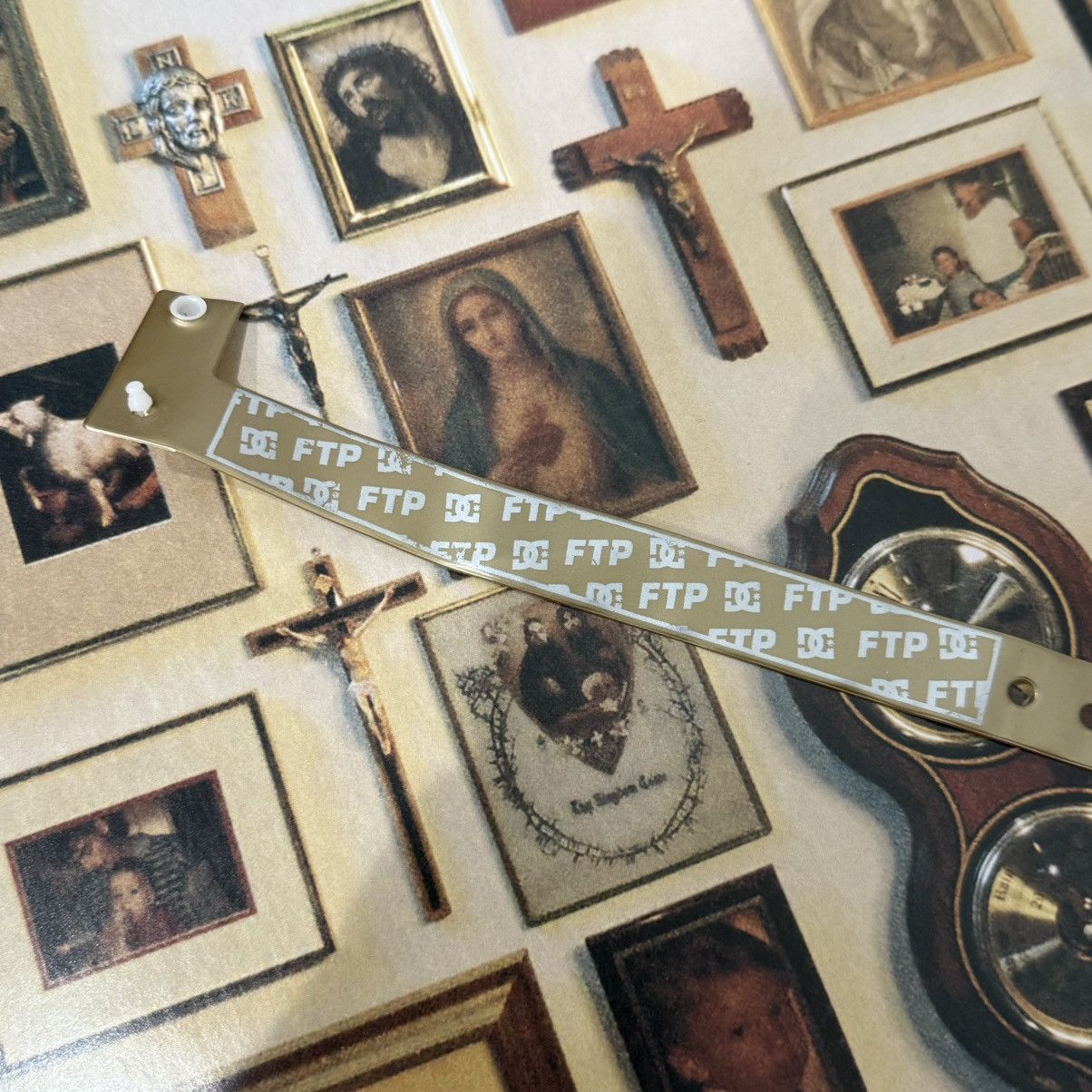 Fuck The Population 2018 FTP x DC SHOES POP UP BRACELET Size ONE SIZE - 1 Thumbnail