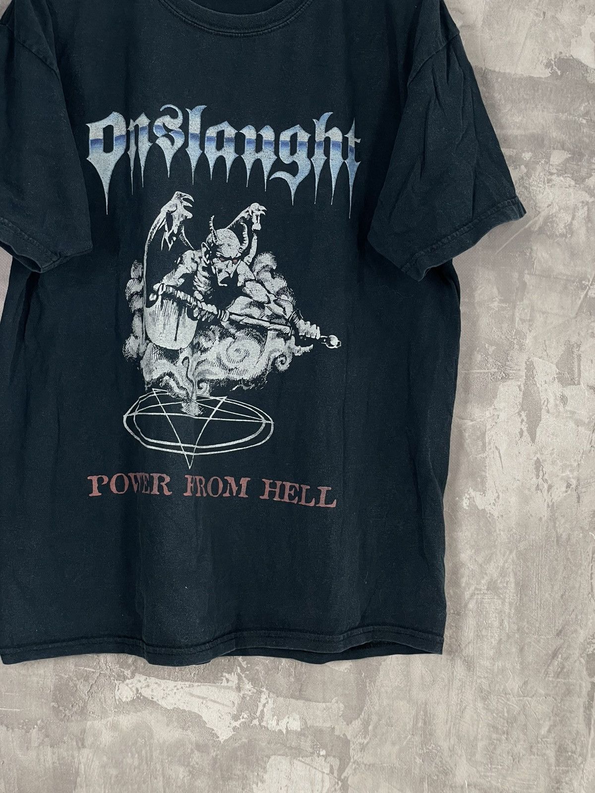 Band Tees × Vintage Vintage Onslaught Rock Metal Horror T shirt Size US L / EU 52-54 / 3 - 6 Thumbnail
