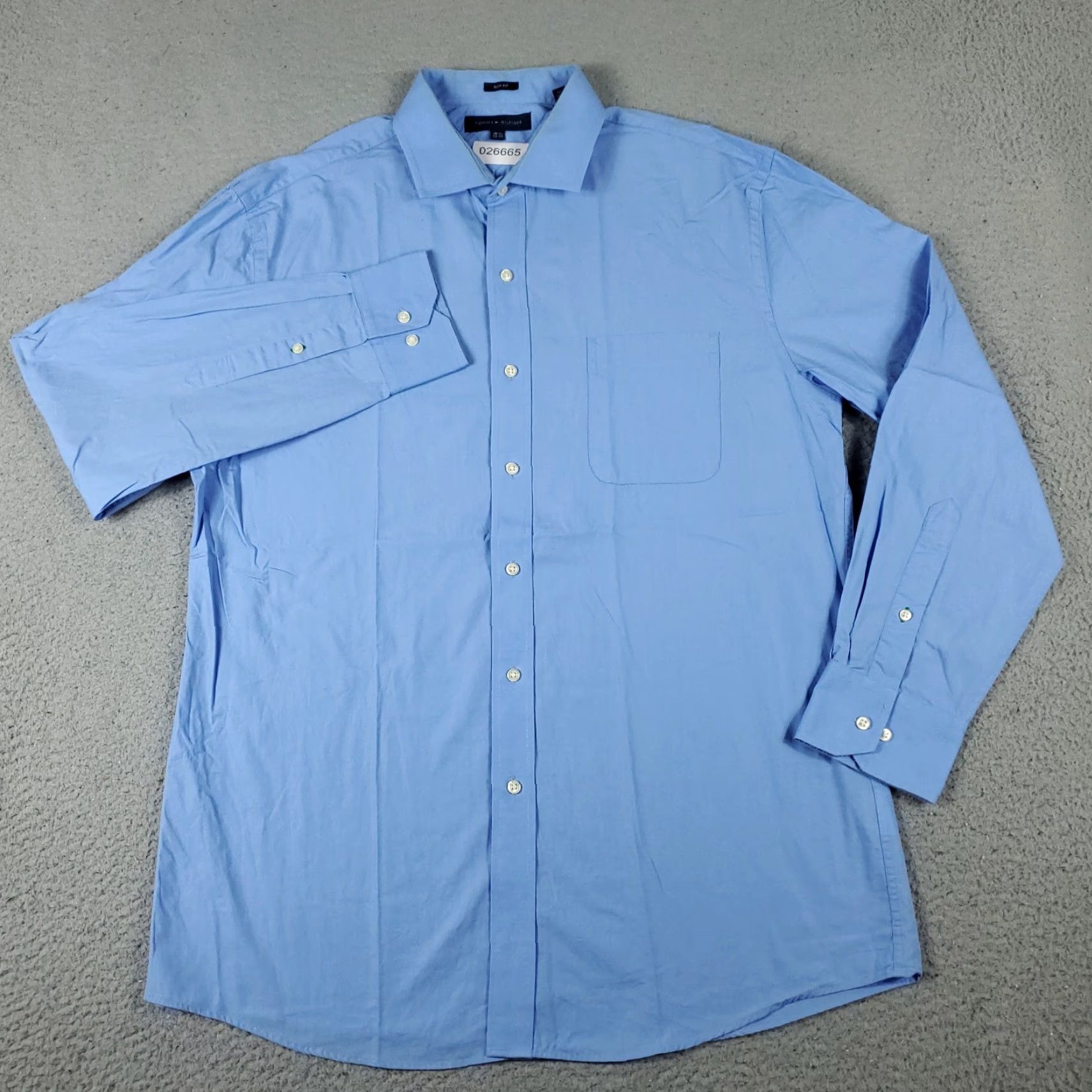 Tommy Hilfiger VINTAGE? No — Tommy Hilfiger Dress Shirt Mens 16.5 Blue Long Sleeve Button Up Collared 100% Cotton Classic Preppy Mens Size 16.5 Blue Dress Shirt Size 42R - 2 Thumbnail