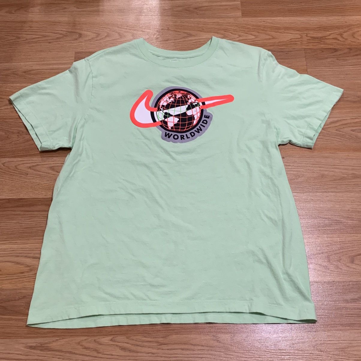 Nike Sz L- Nike Worldwide Tee Size US L / EU 52-54 / 3 - 3 Thumbnail